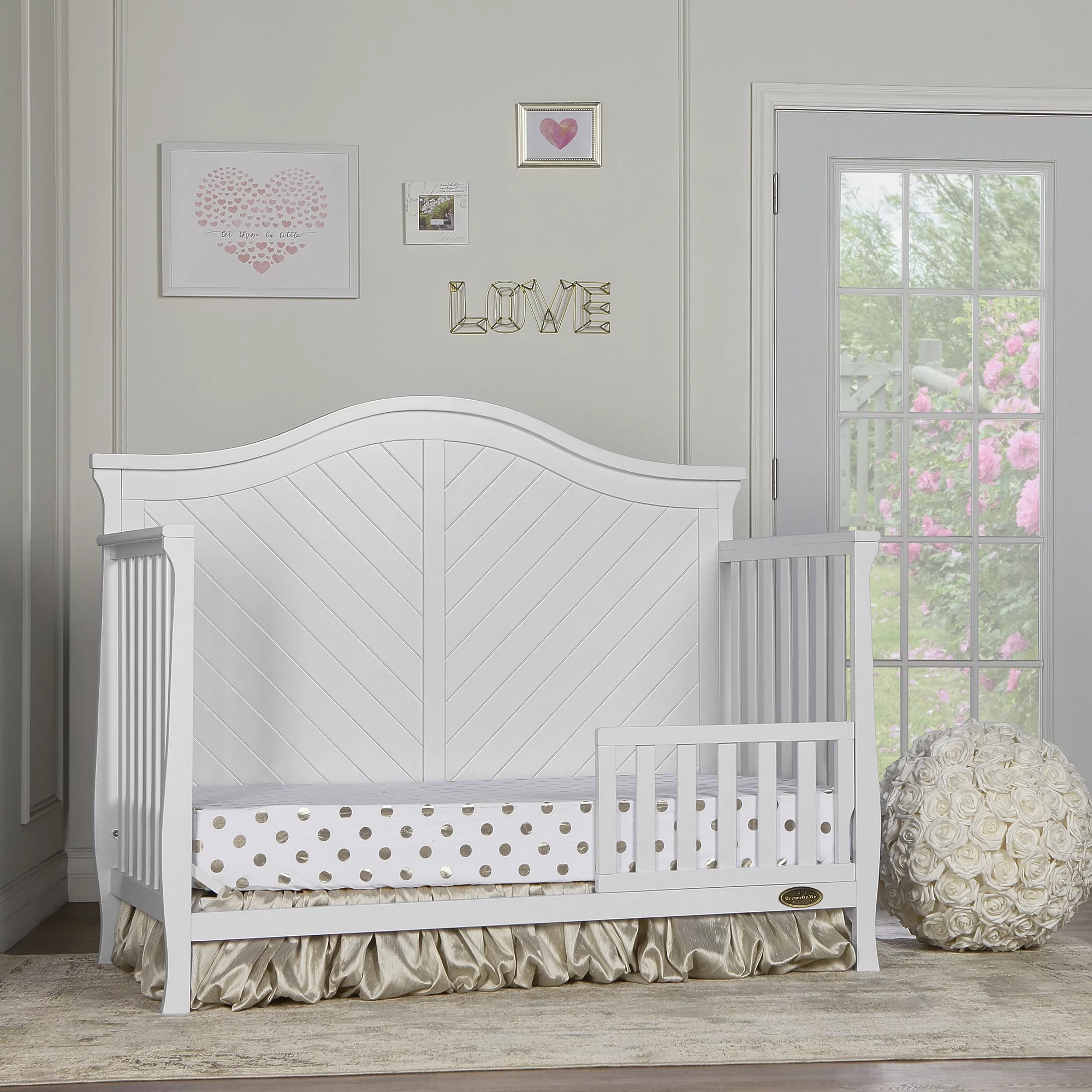 Dream on Me Kaylin 5-in-1 Convertible Crib
