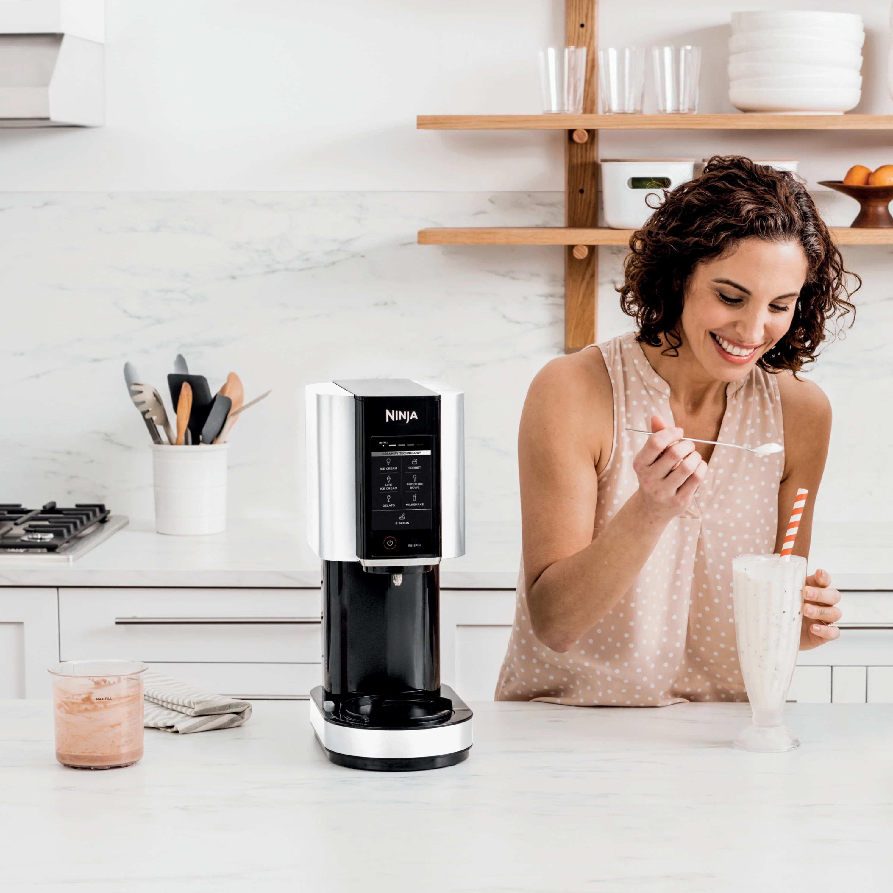 Ninja鈩?CREAMi鈩? Ice Cream Maker, 7 One-Touch Programs, Blue - NC301NV