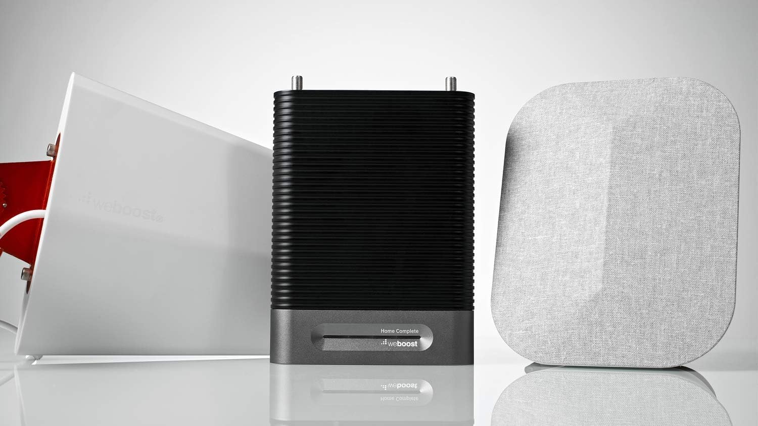 weBoost Home Complete (470145R) Factory Refurbished Cell Phone Signal Booster Kit | Up to 7,500 sq ft | All US Carriers - Verizon, AT&T, T-Mobile