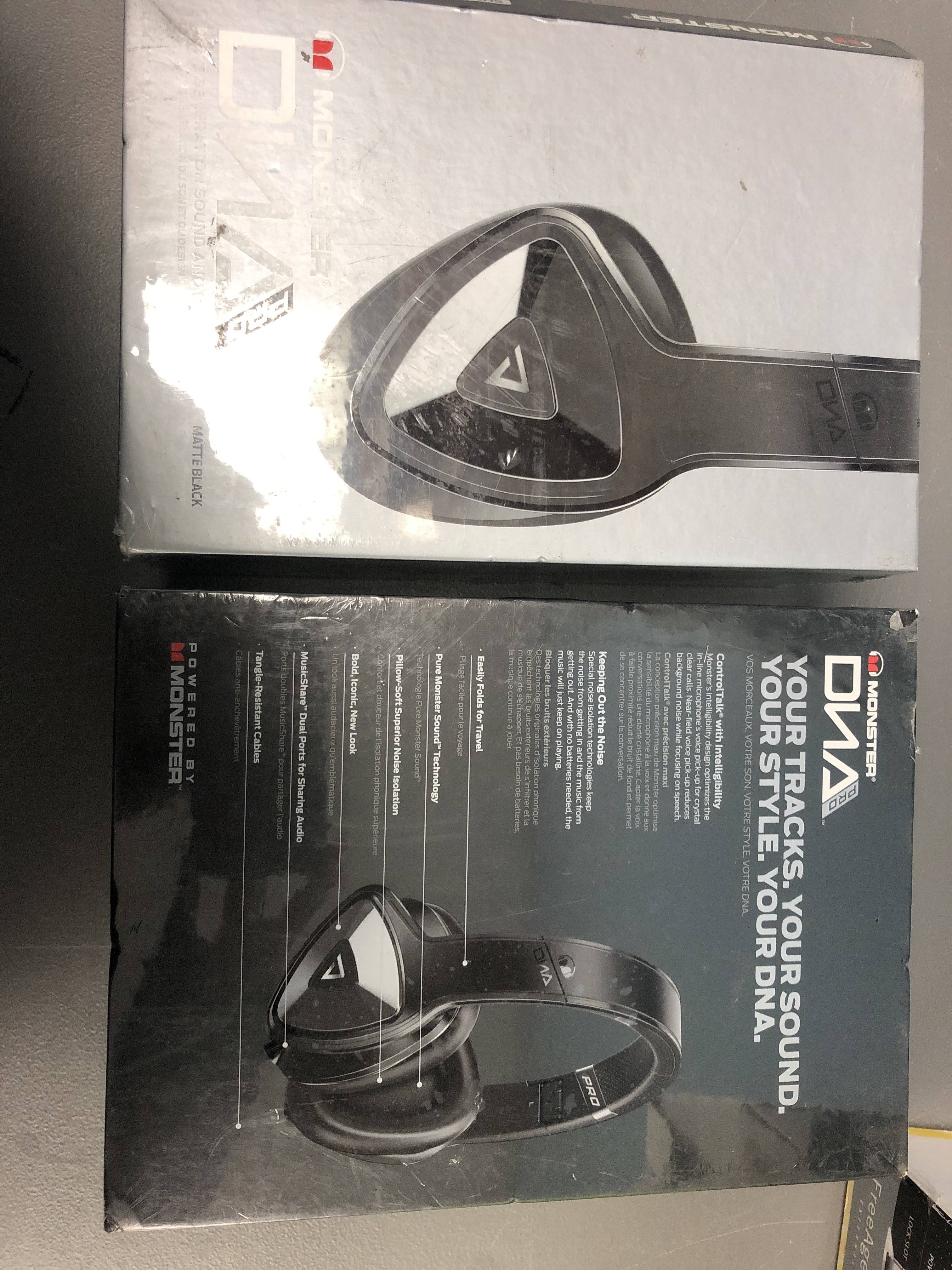 Monster DNA Pro Over-Ear Headphones