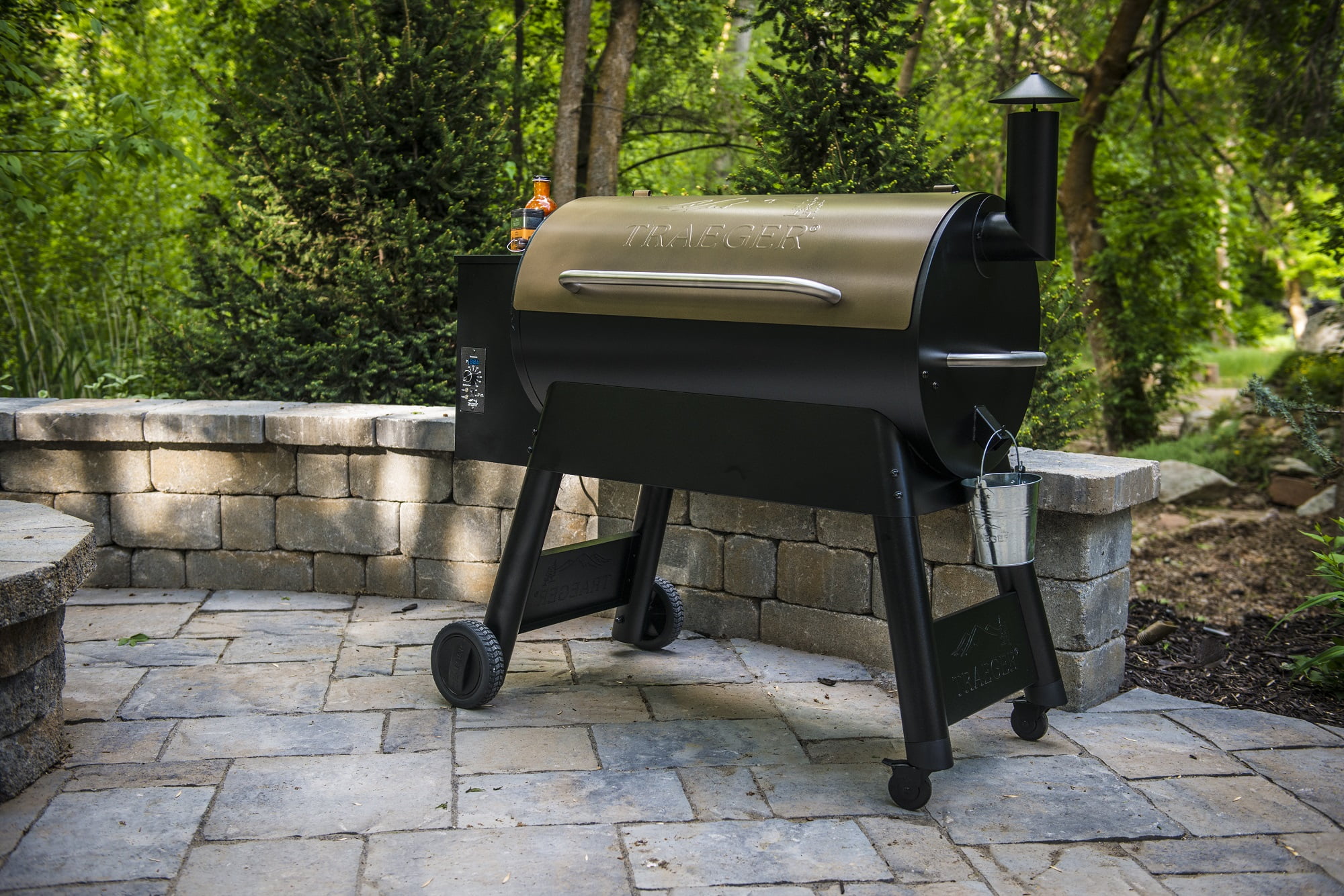 Traeger Pellet Grills Pro 34 Wood Pellet Grill and Smoker - Bronze - Radiant Selections