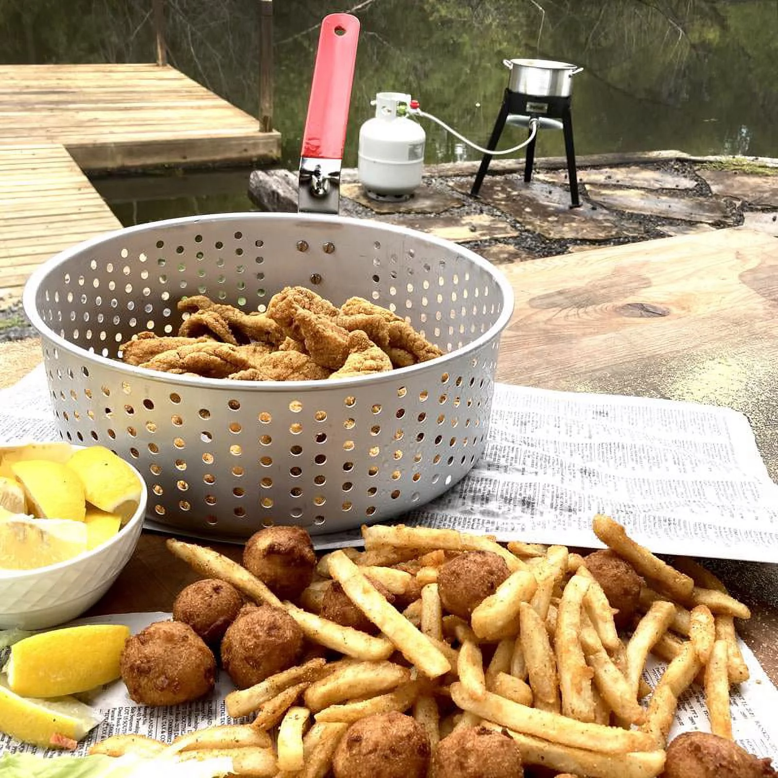 Bayou Classic Outdoor Aluminum Fish Cooker