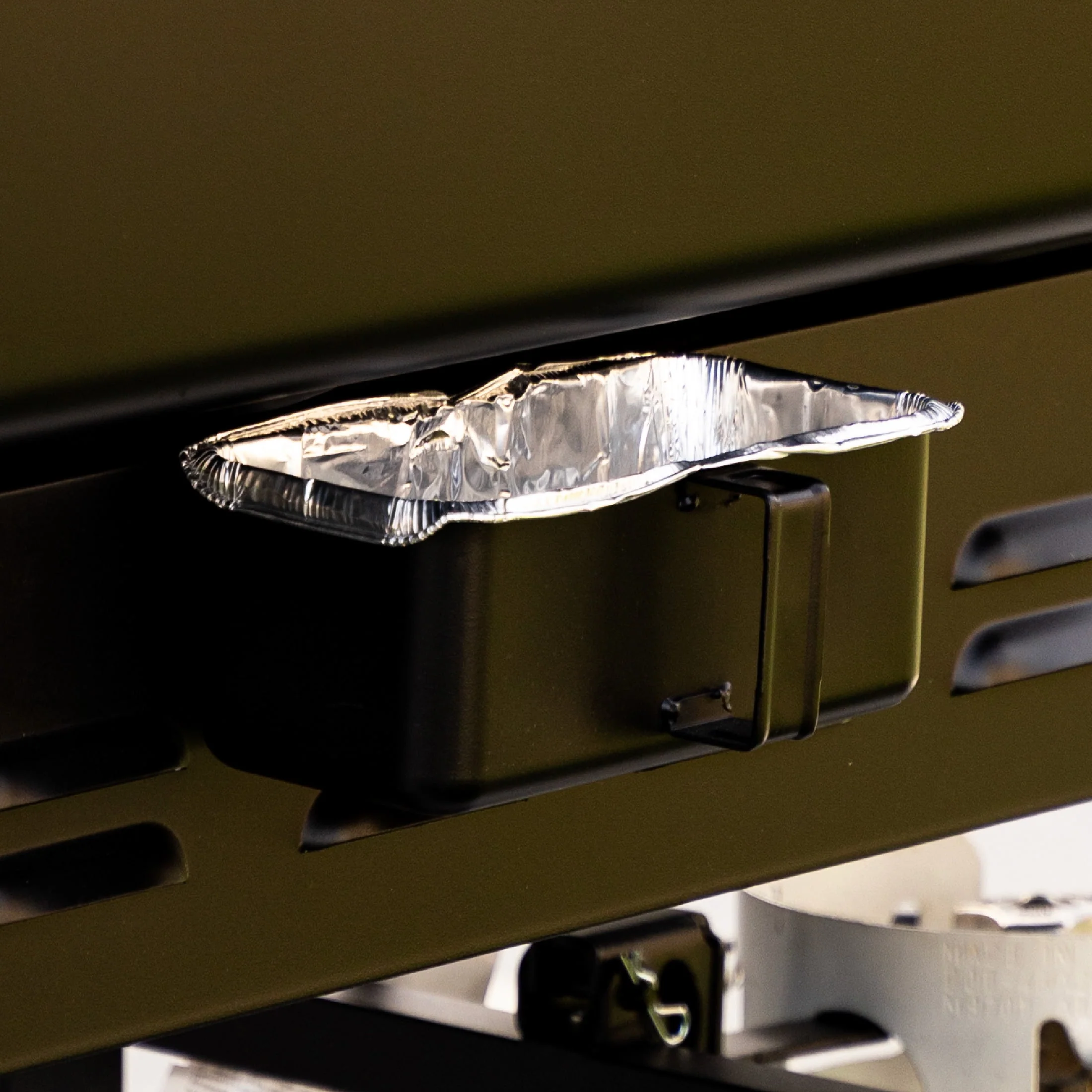 Blackstone Original 36” Omnivore Griddle with X-Braced Hood and Dual Side Shelves