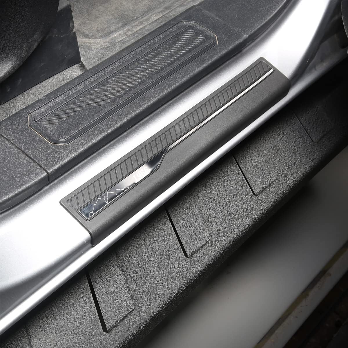 YIKUN Door Sill Guards Entry Sill Plate Protection for Ford Bronco 2021 2022 6th Accessories Parts Welcome Pedal Protector Cover 4Pcs/Set