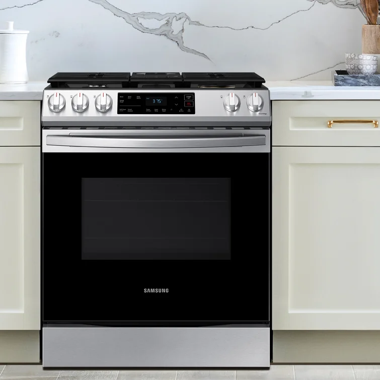 Smart Kitchen Range 30" 6 cu. ft. Smart Slide-In Gas Range