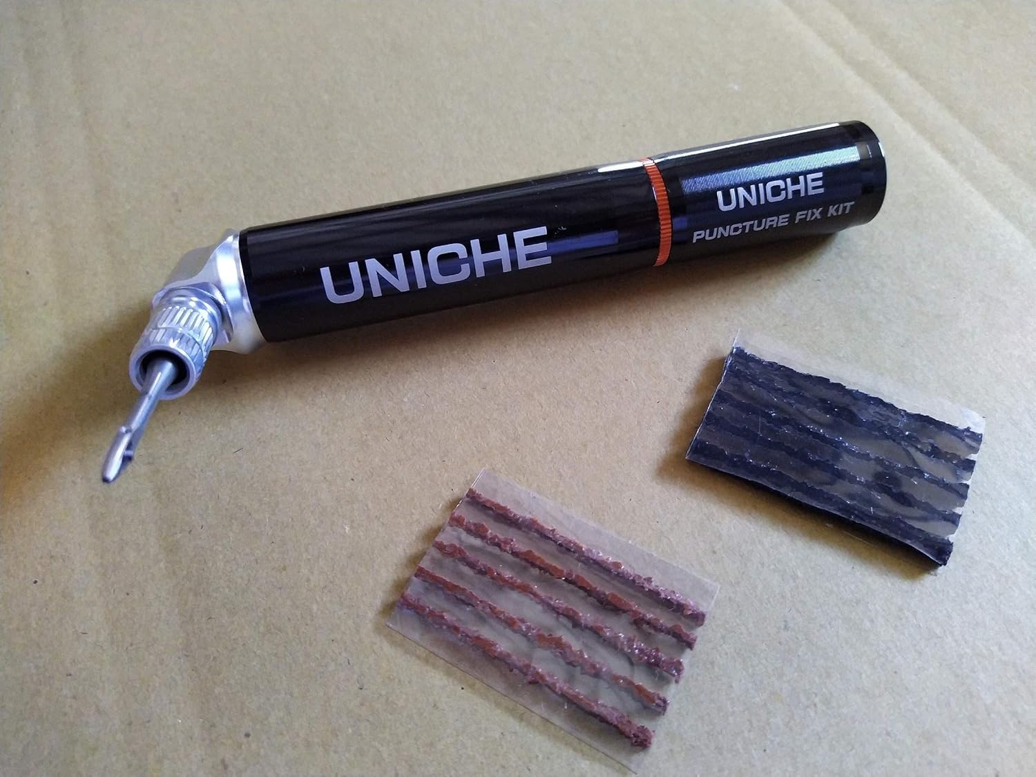 UNICHE Pro CO2 Inflator Combo Tubeless Tire Repair Tool Kit – for MTB and Road Bicycle – Fix The Puncture and Inflate The Tire Together – Includes