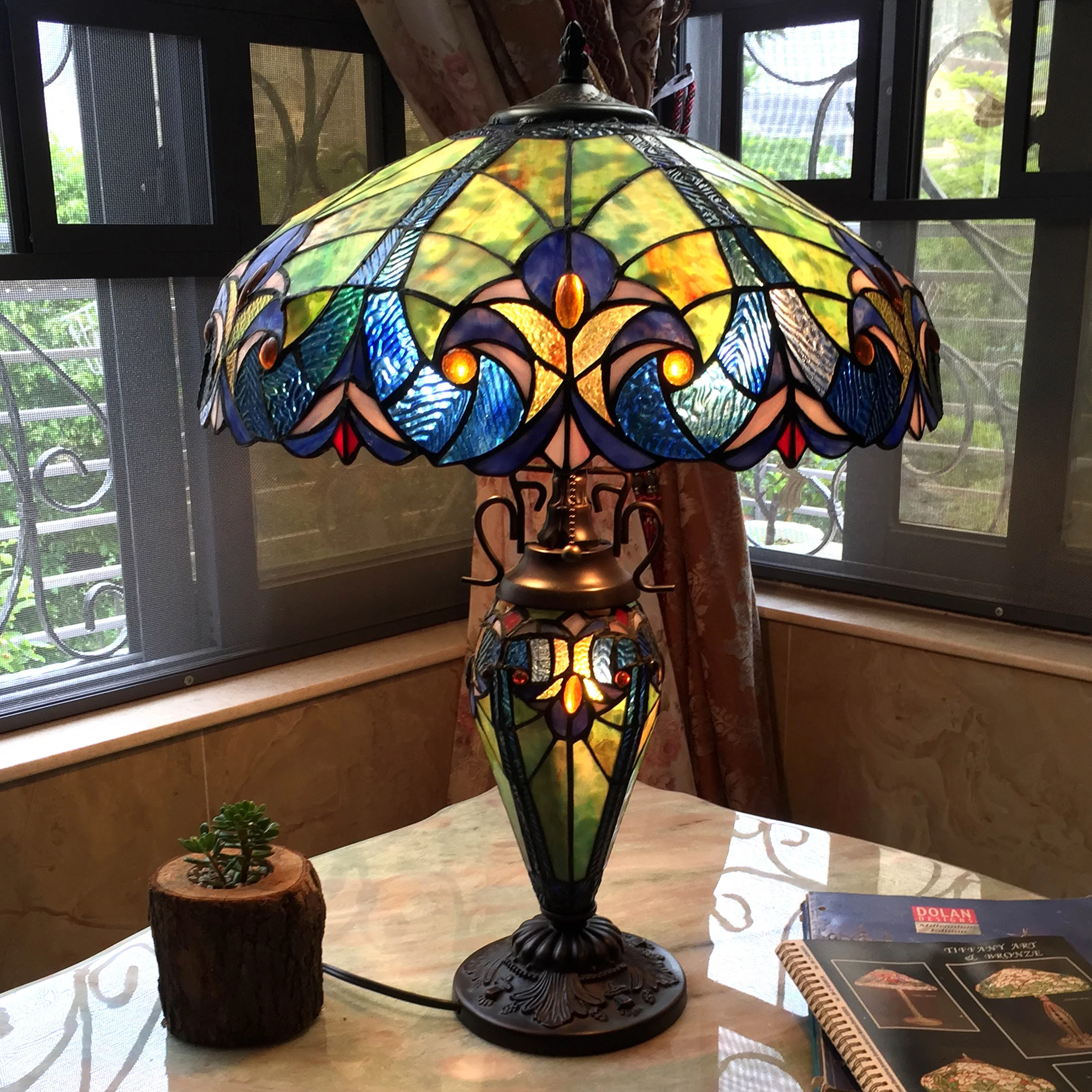RADIANCE Goods Tiffany-Style 3 Light Victorian Double Lit Table Lamp 18" Shade
