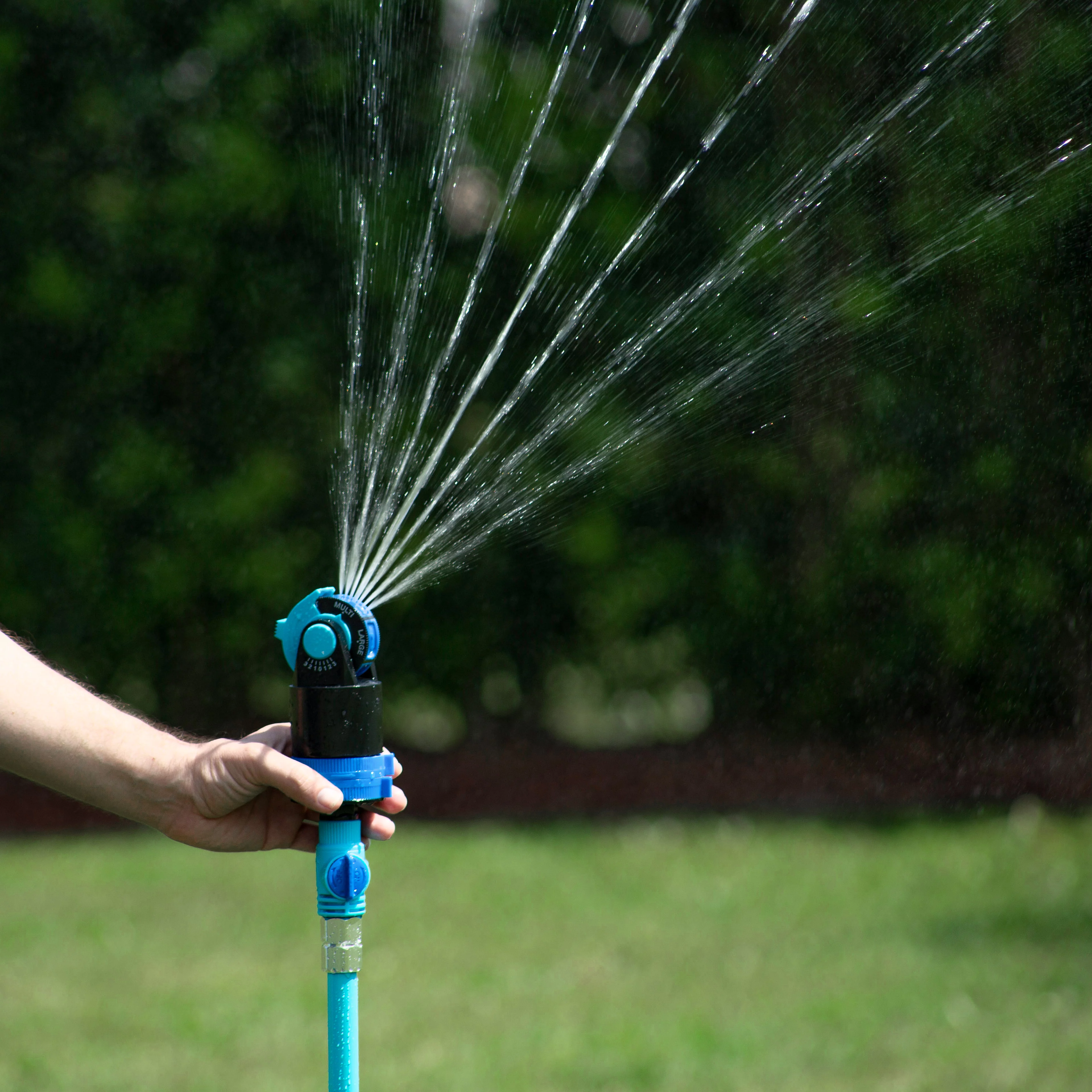 Aqua Joe Indestructible Turbo Drive 360&ordm; Telescoping Tripod Lawn & Garden Sprinkler, 6 Spray Patterns, 4,500 Sq. ft. Max Coverage