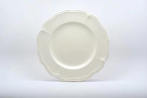 Red Vanilla Red Vanilla Classic White 16-Piece Dining Set