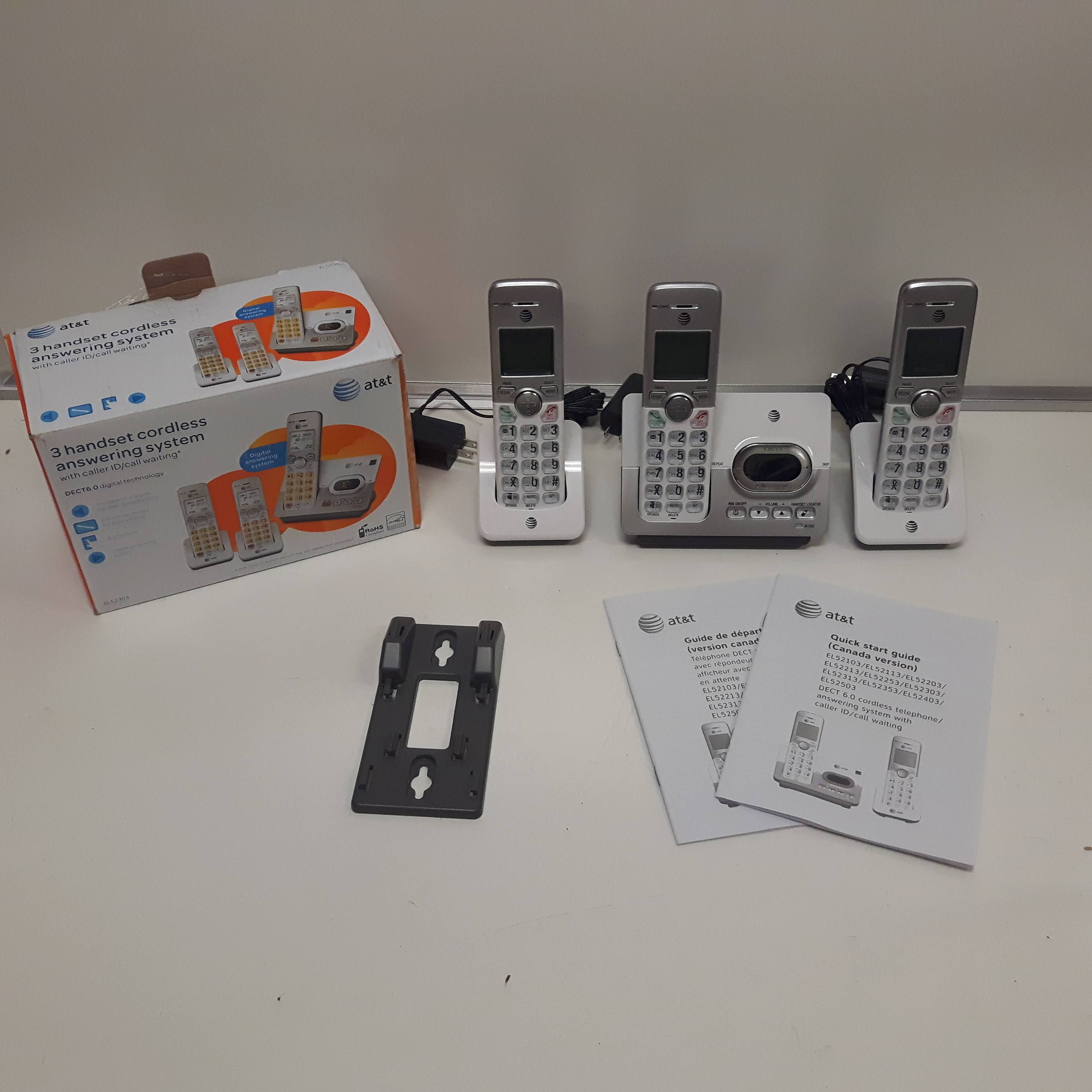 ATu0026T EL52303 Handset Cordless Answering System with Caller ID/Call Waiting - 3 count
