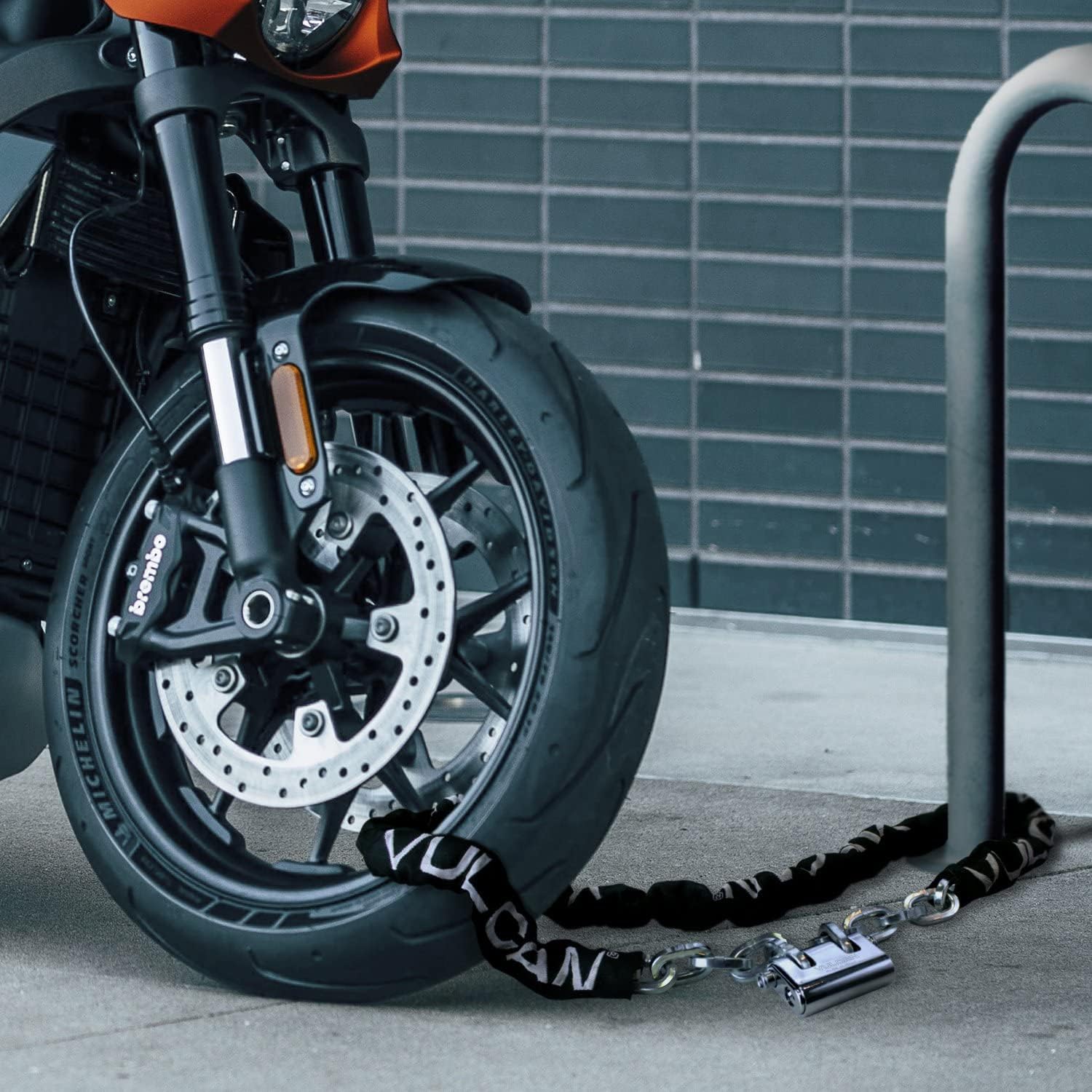 VULCAN Security Chain and Lock Kit - Premium Case-Hardened - 5/16 Inch x 3 Foot (+/- 1.5 Inches) - Chain Cannot Be Cut with Bolt Cutters or Hand Tools