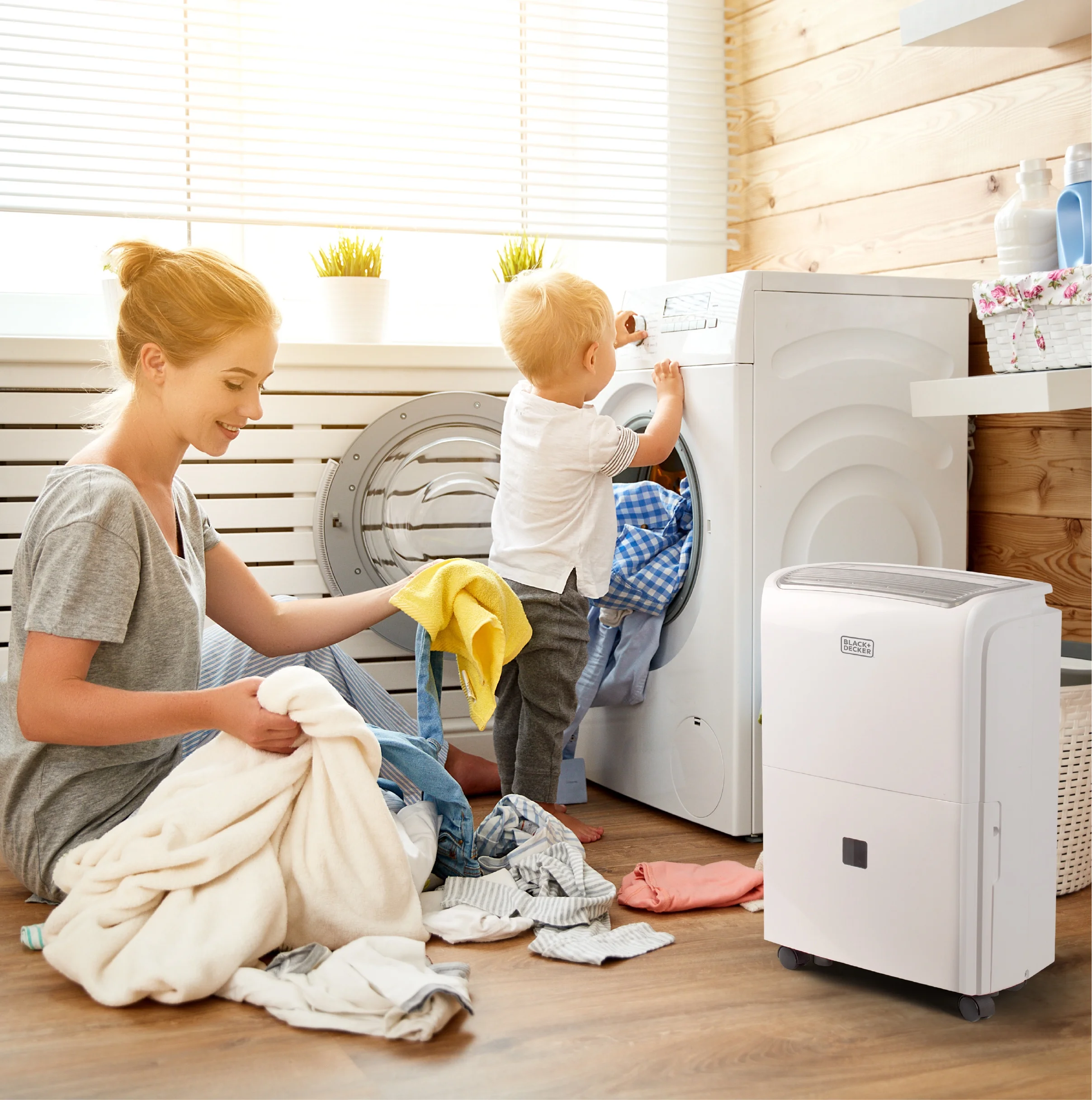 BLACK+DECKER 3000 Sq. Ft. 30 Pint Dehumidifier for Large Spaces and Basements, Energy Star Certified, BDT30WTB , White
