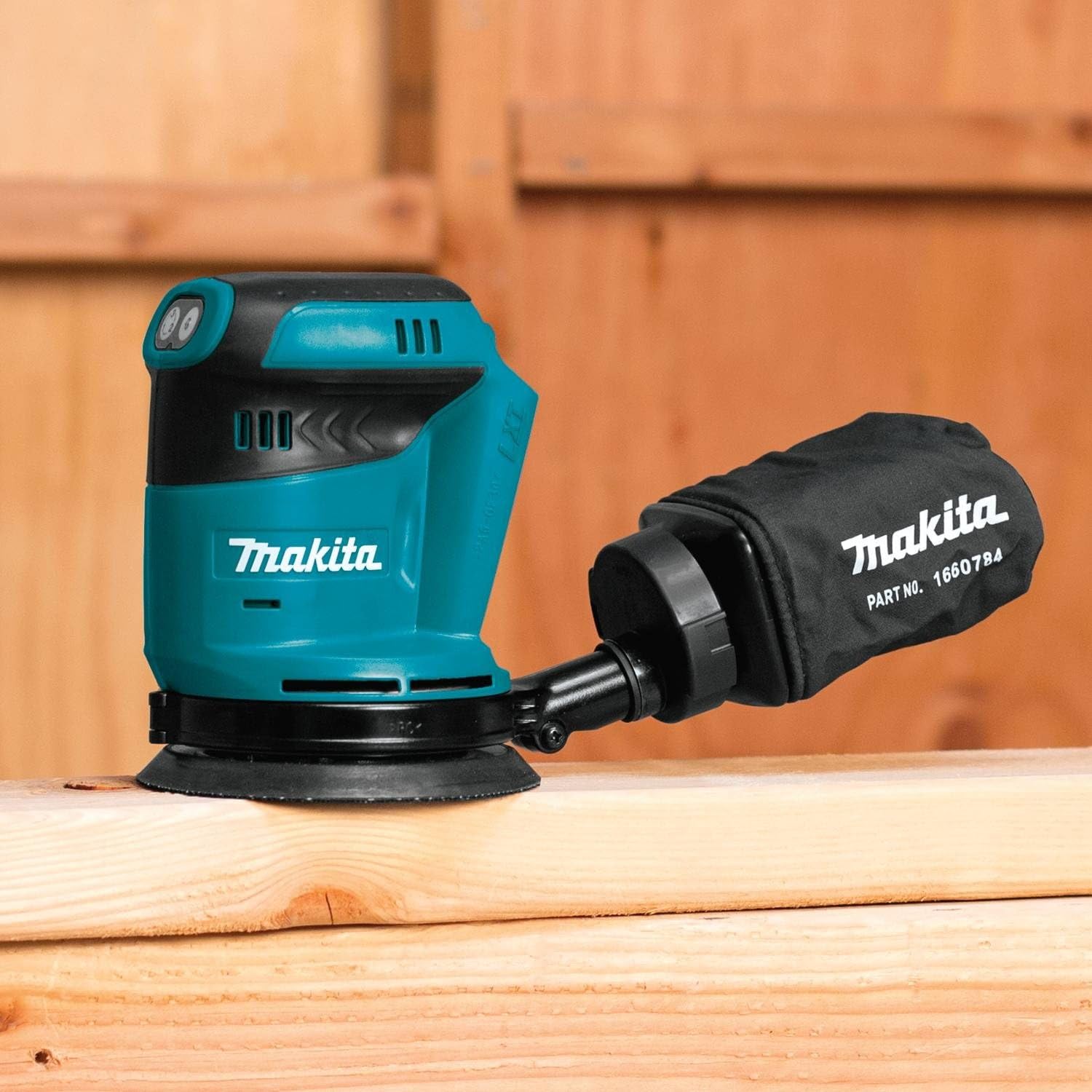 Makita XOB01Z 18V LXT® Lithium-Ion Cordless 5" Random Orbit Sander, Tool Only