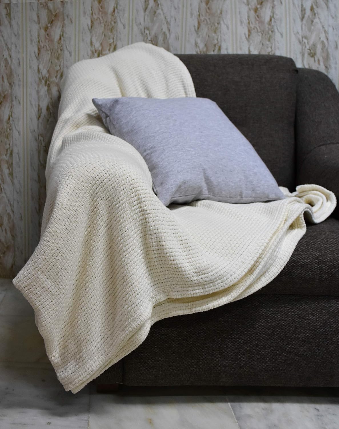 Briarwood Home – 100% Soft Premium All Season Cotton Throw Size Blankets, Lightweight Easy Care Comfortable, Warm
