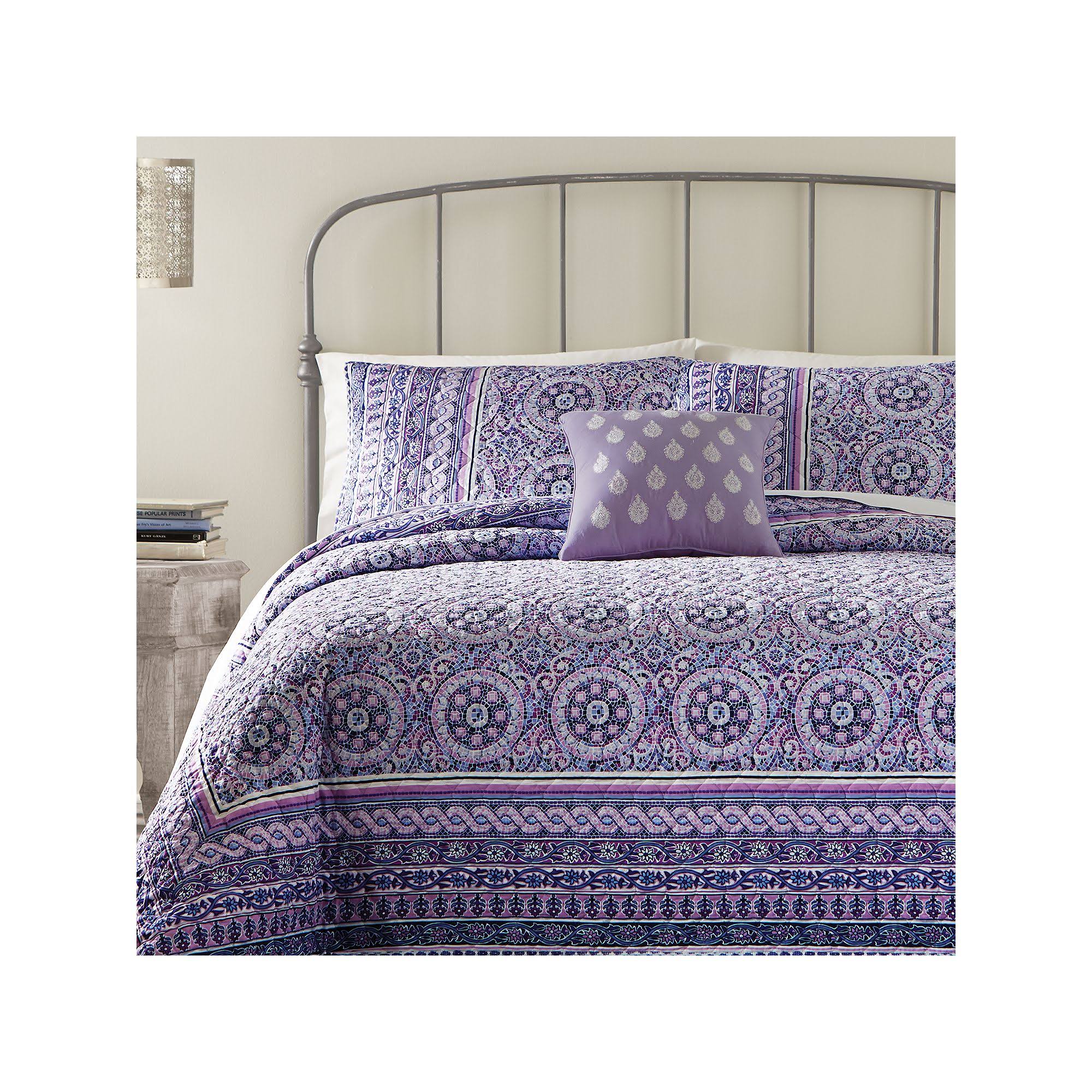 Jessica Simpson Mosaic Border King Quilt - Multi