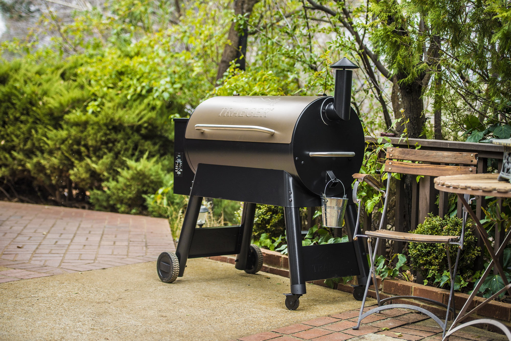 Traeger Pellet Grills Pro 34 Wood Pellet Grill and Smoker - Bronze - Radiant Selections