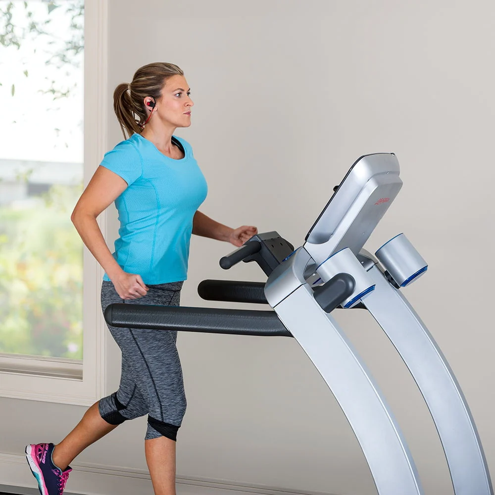 Life Fitness T5 Treadmill with GO Console