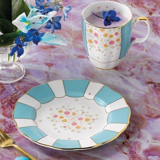 Royal Albert 100 Years 1950-1990 10-Piece Set