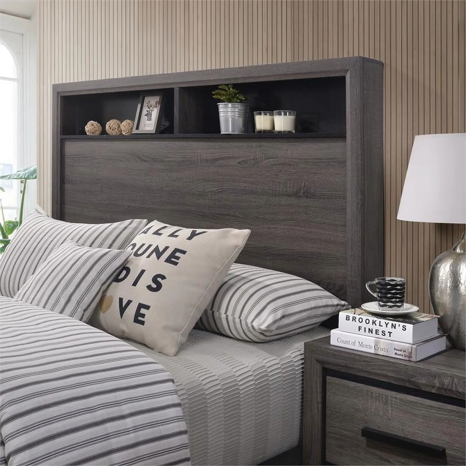 Furniture of America Drummond Wood California King Storage Panel Bed in Gray