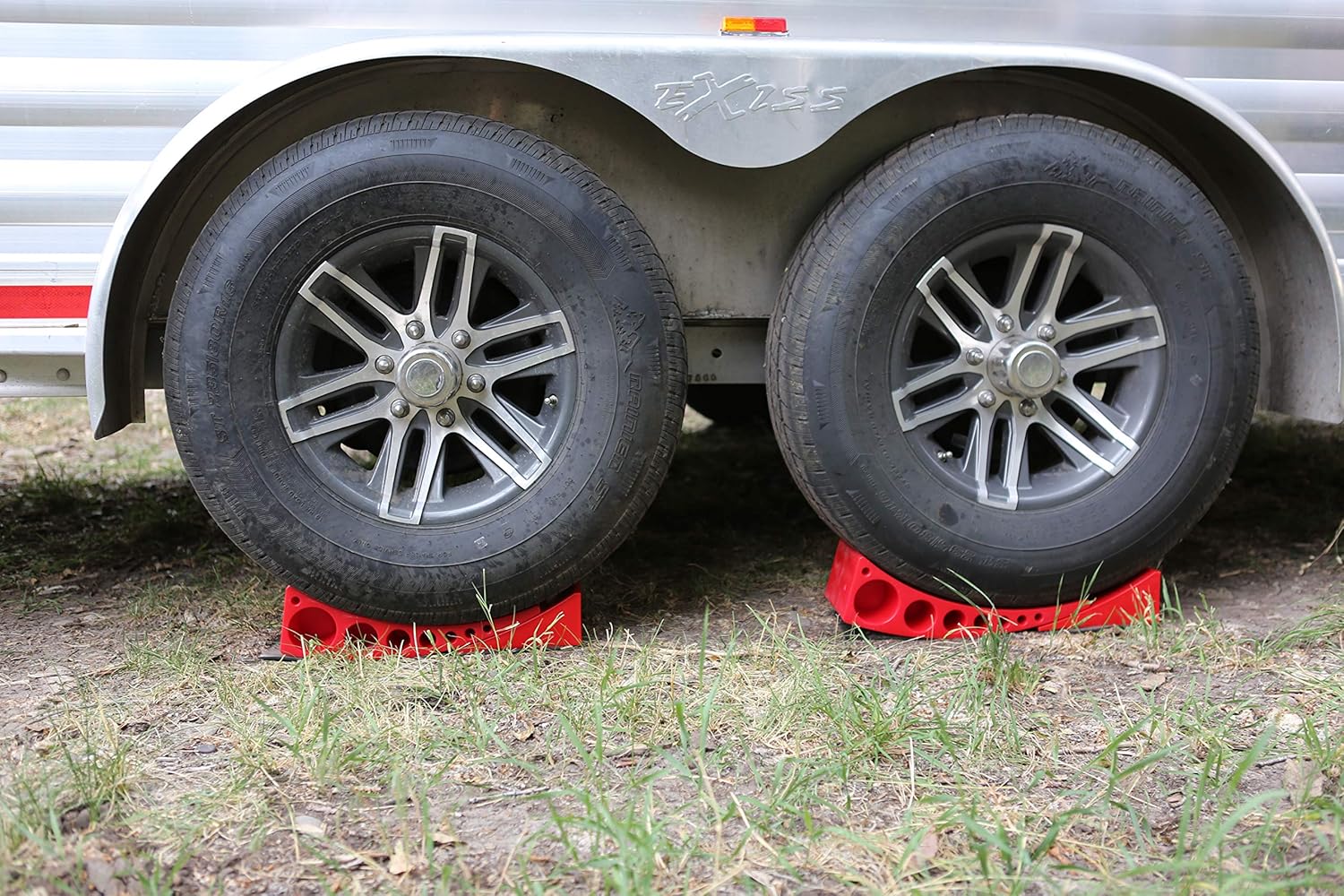 ANDERSEN HITCHES | RV Accessories | 2-Pack Camper Leveler Blocks w/ Rubber mats Camper Leveling System | Outdoor Camping Levels | 3604