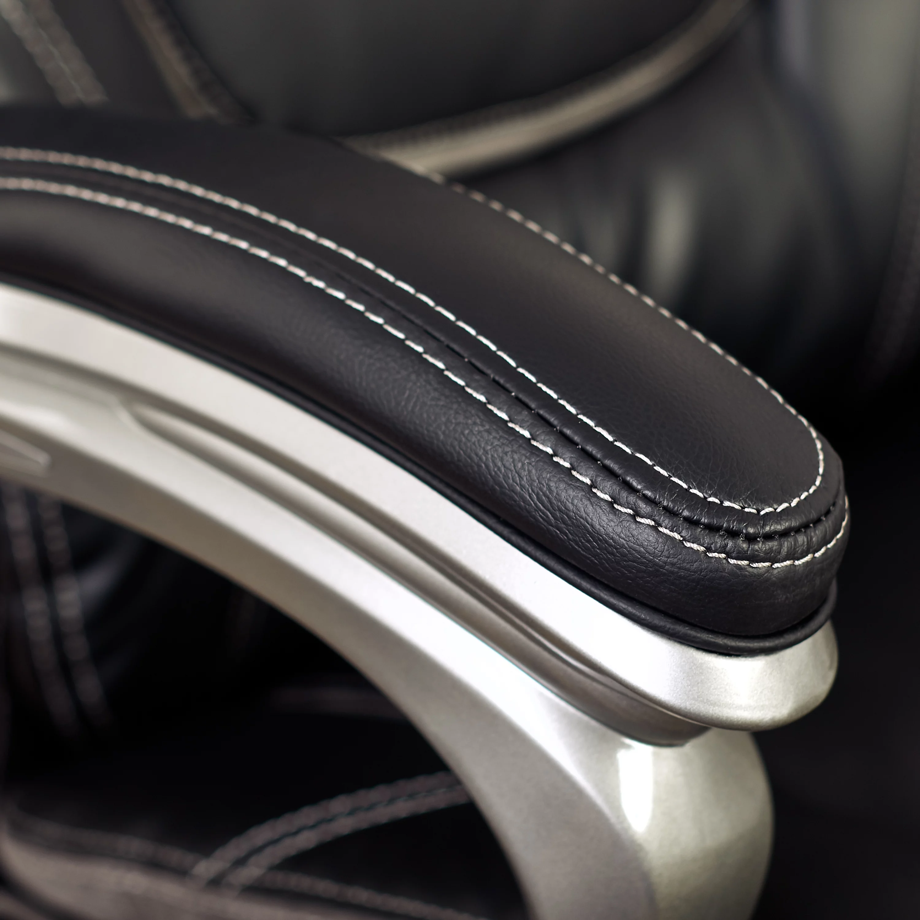 Serta Bonded Leather Big & Tall Office Chair with Smart Layers, 350 lb. Capacity, Black