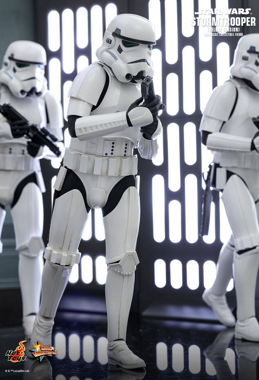 Stormtrooper Deluxe 1:6 Scale Figure | Hot Toys