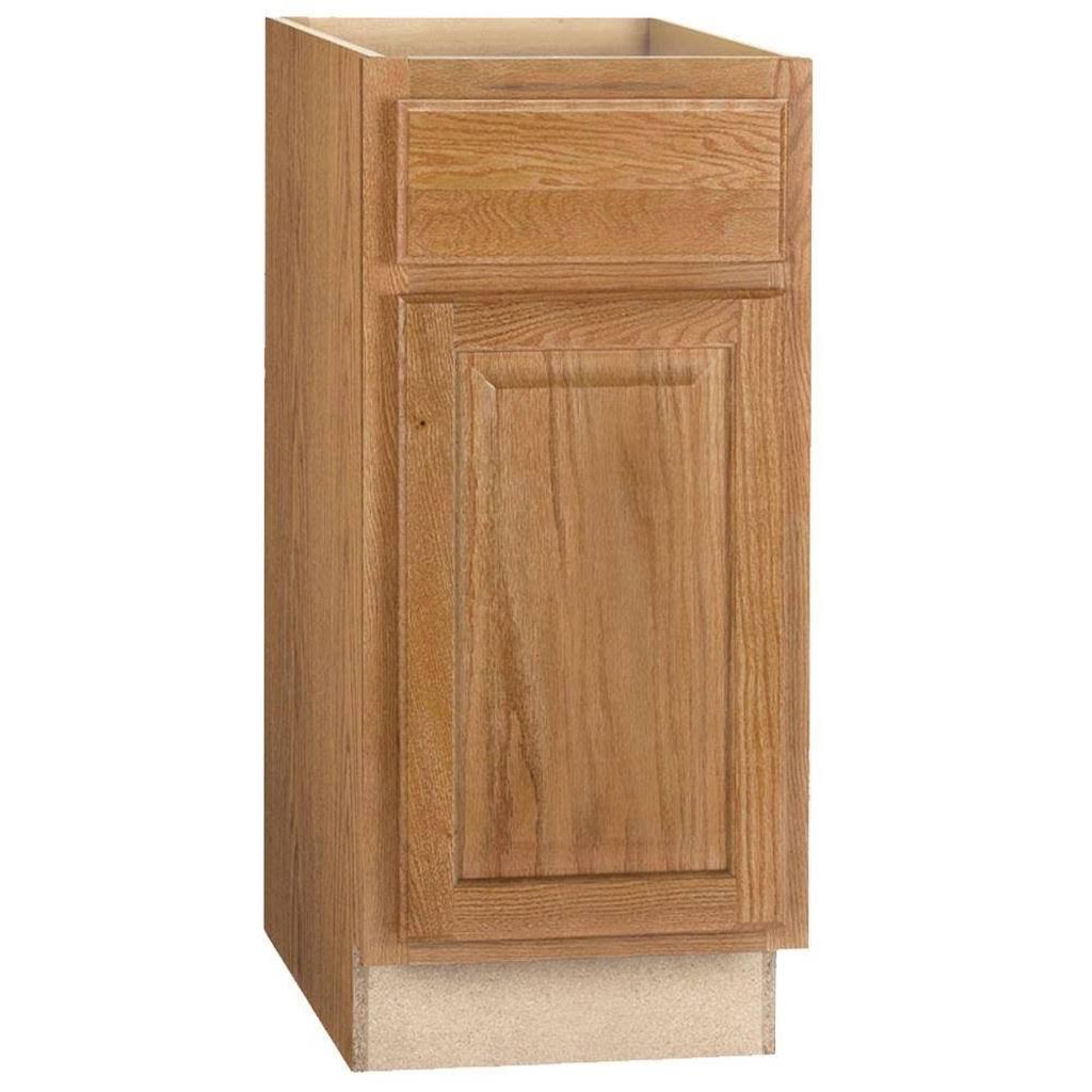 Interline 2478209 15 x 24 in. Hampton Base Cabinet Oak