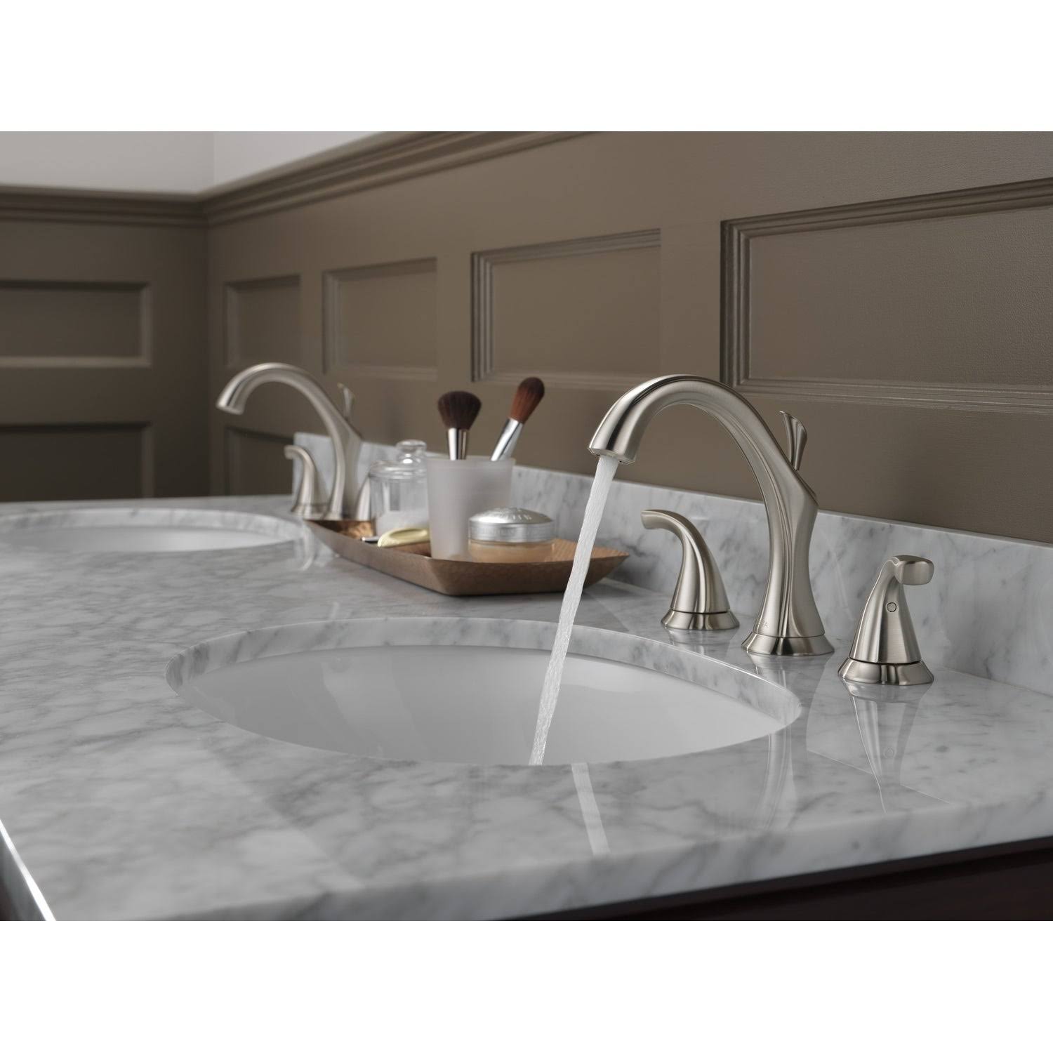 Delta 3592LF-SS Addison Two Handle Widespread Bathroom Faucet Stainless
