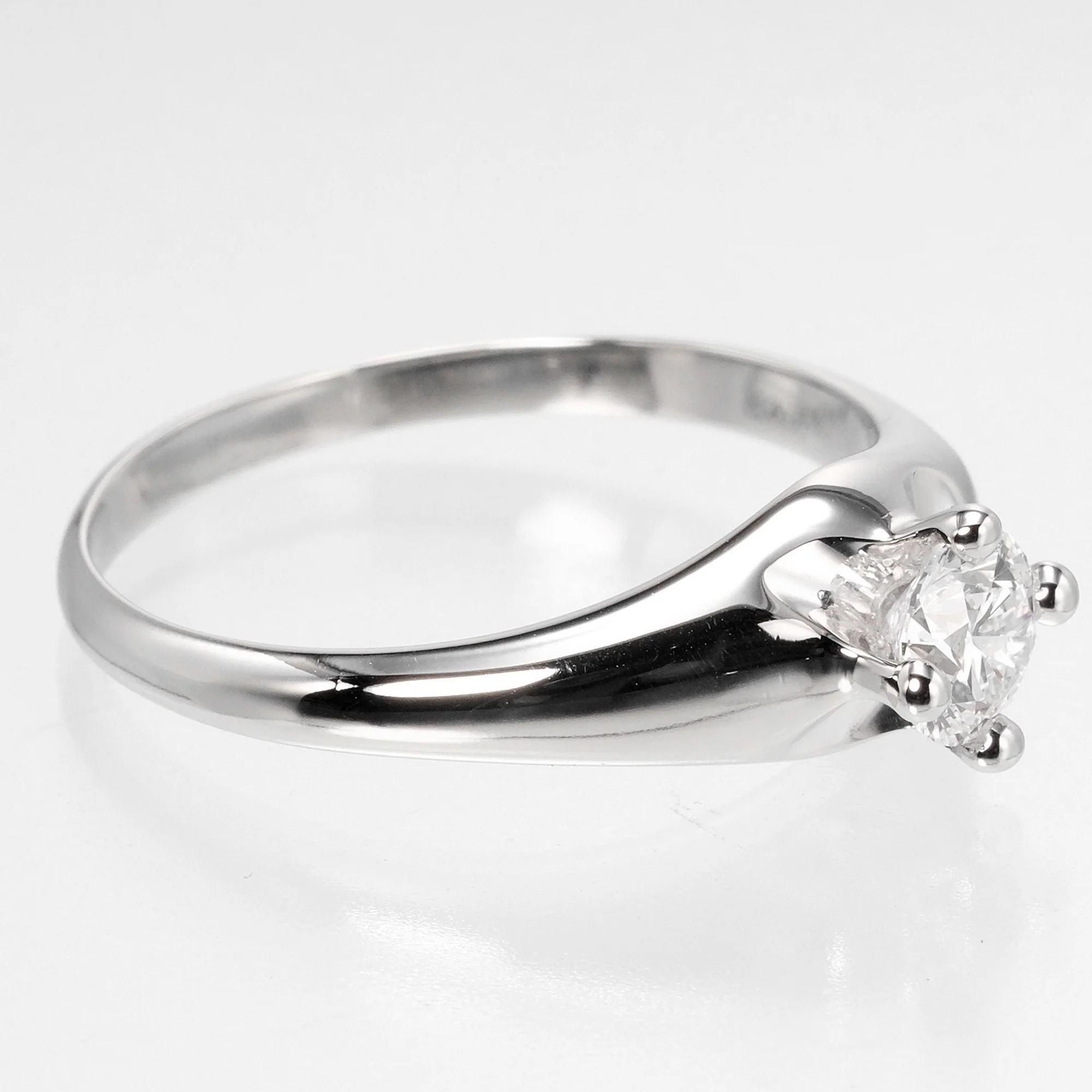 Pre-Owned Bvlgari Corona Solitaire Ring No. 19 0.575ct/VS1/E/1EX Pt950 Platinum Diamond BVLGARI (Like New)