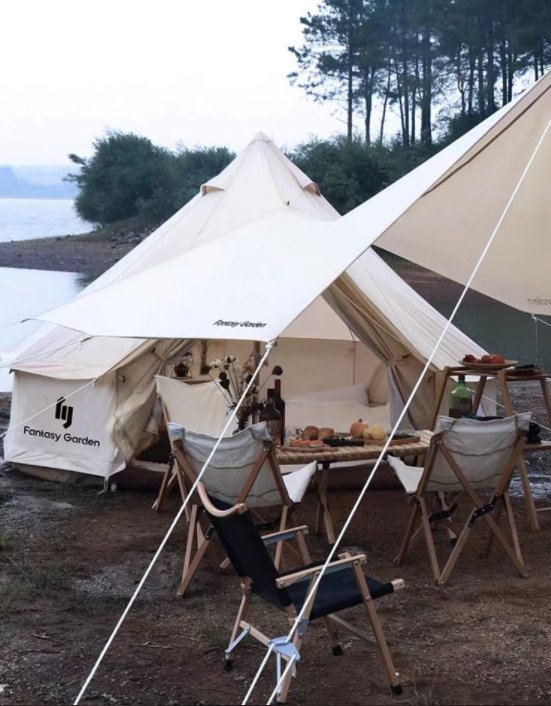 &middot; 4 Metre Bell Tent