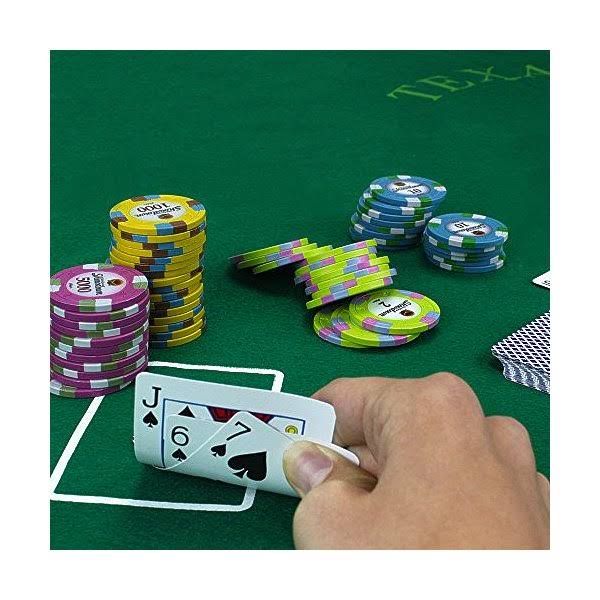 500ct. Showdown 13.5g Poker Chip Set in Hi-Gloss Wooden Carry Case