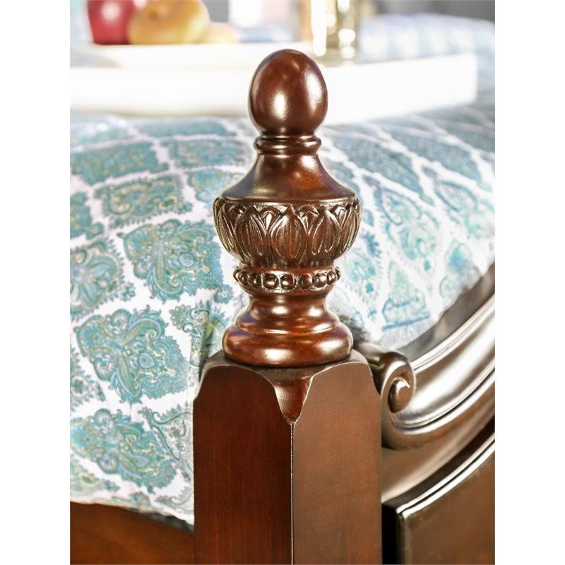 Furniture of America Ruben Traditional Queen Poster Bed in Cherry