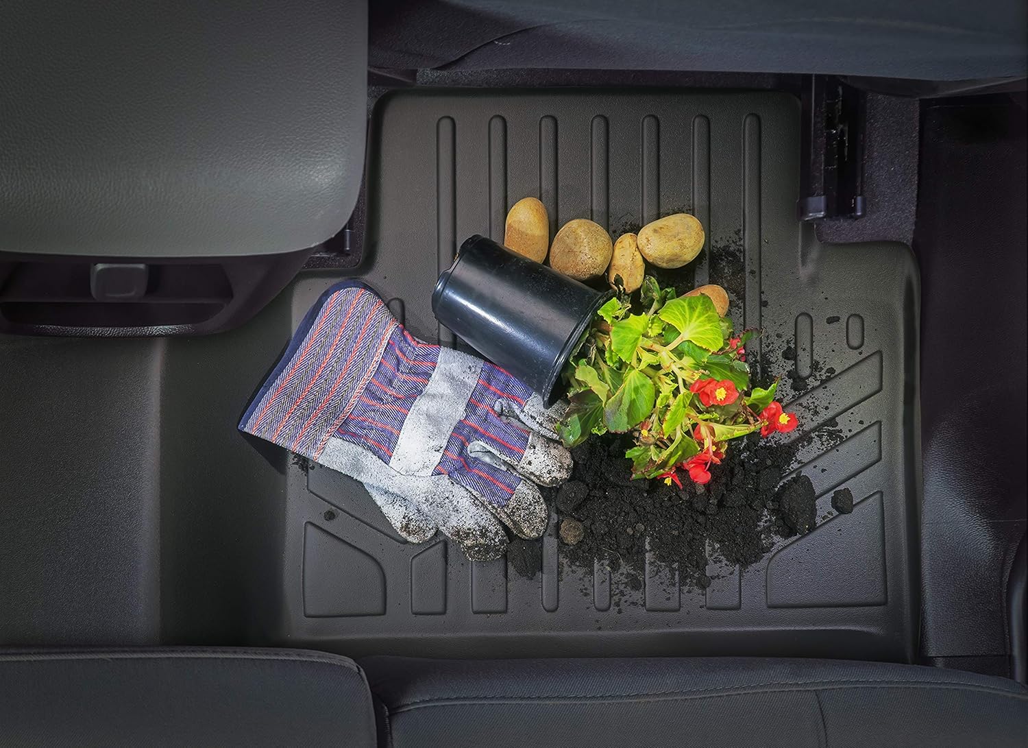 SMARTLINER All Weather Custom Fit Cargo Trunk Liner Floor Mat Behind 2nd Row Black Compatible with 2018-2023 Chevrolet Traverse