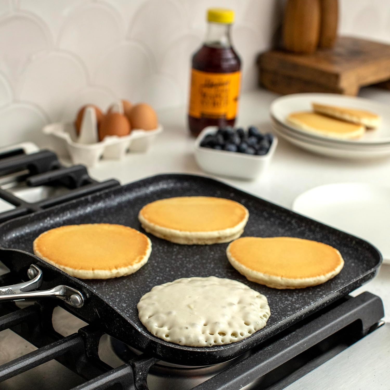 Nordic Ware Basalt Aluminum Square Griddle, 11-Inch, Ceramic Coating