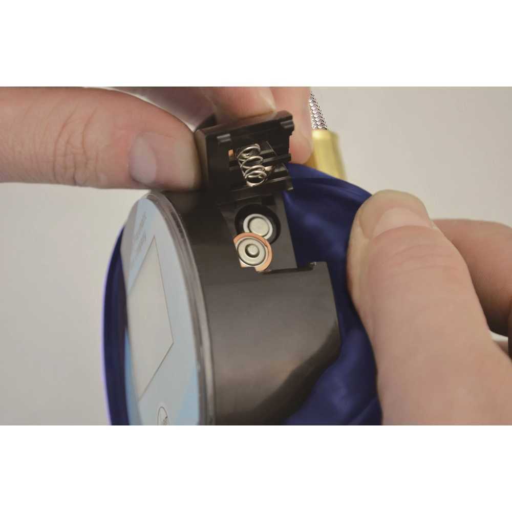 Astro Pneumatic 3.5 Digital Tire Inflator with Hose 3018 - Sports Supplies Online Store