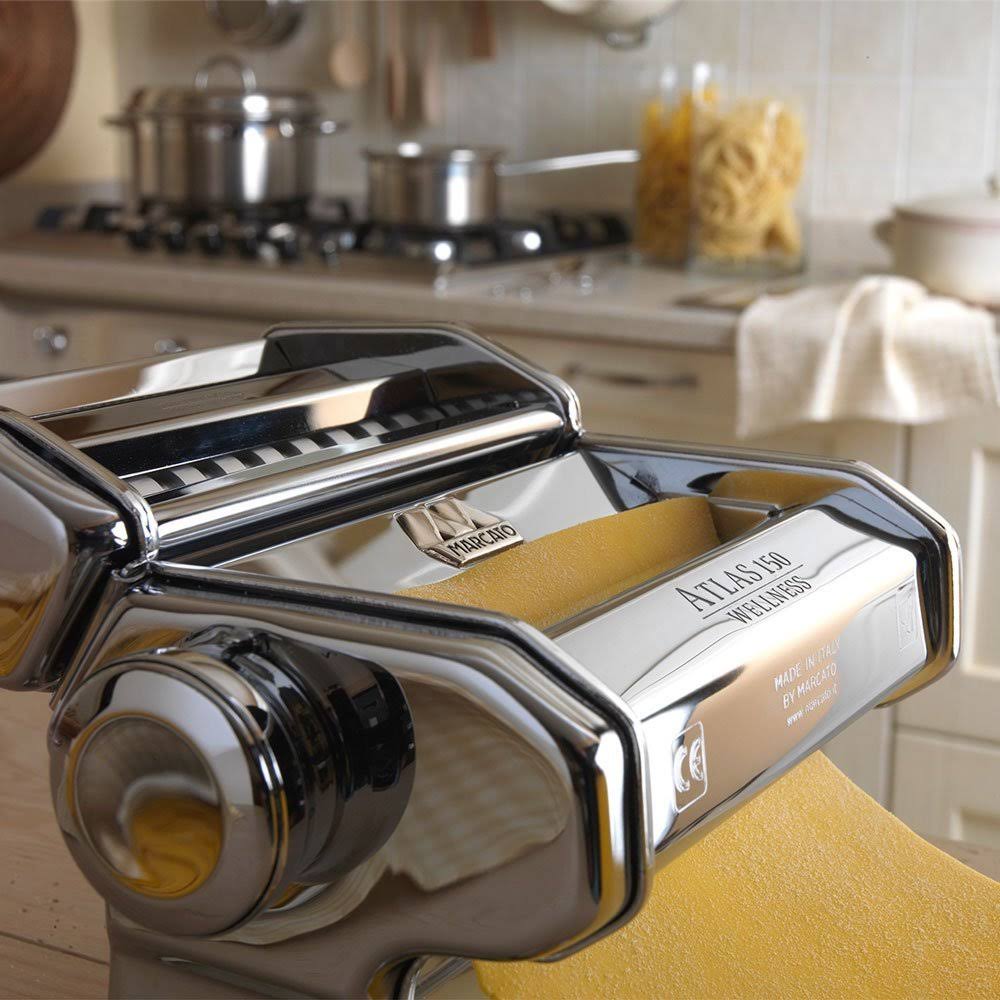 Marcato 8320 Atlas Pasta Machine, Made in Italy, Includes Pasta Cutter, Hand