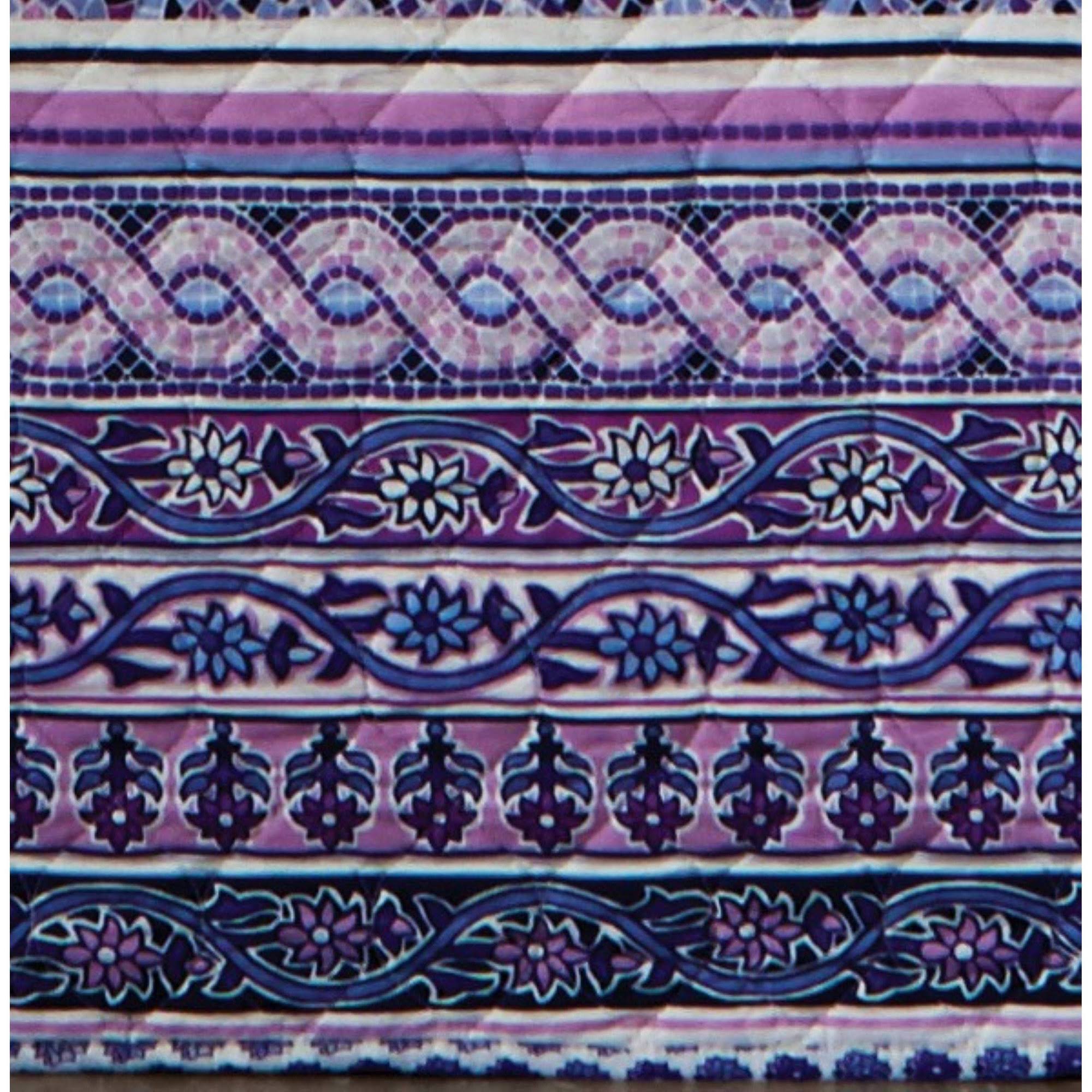Jessica Simpson Mosaic Border King Quilt - Multi