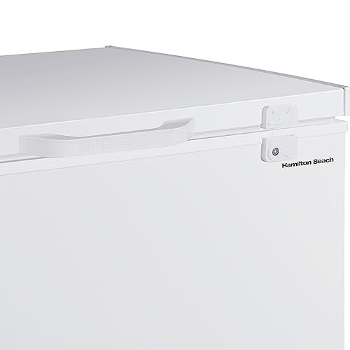 Hamilton Beach Chest Deep Freezer - White, GARAGE READY Food for Large Family, Storage Basket, Space-Saving Flat Back, Stay-Open Lid