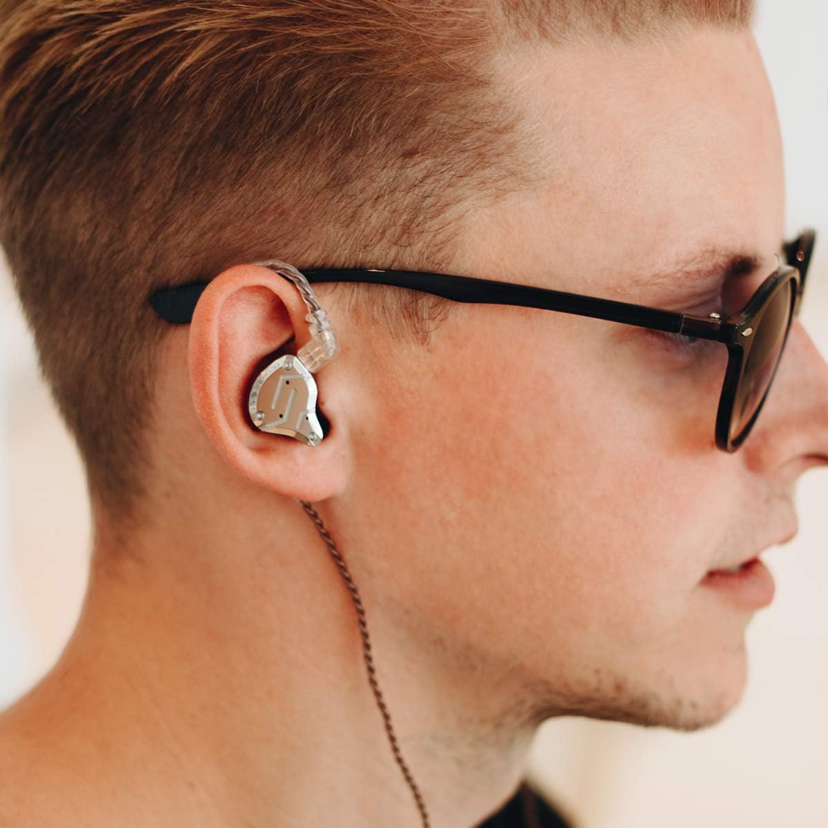 Wired Earbuds, in Ear Headphones, IEM Earphones, Wired Earbuds with Microphone
