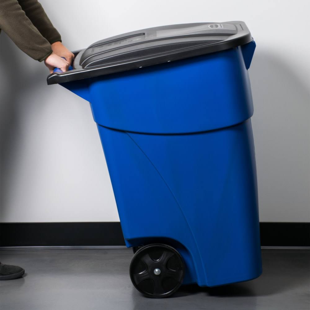 Rubbermaid Brute Recycling Rollout Container with Lid, 50 Gallon, Blue