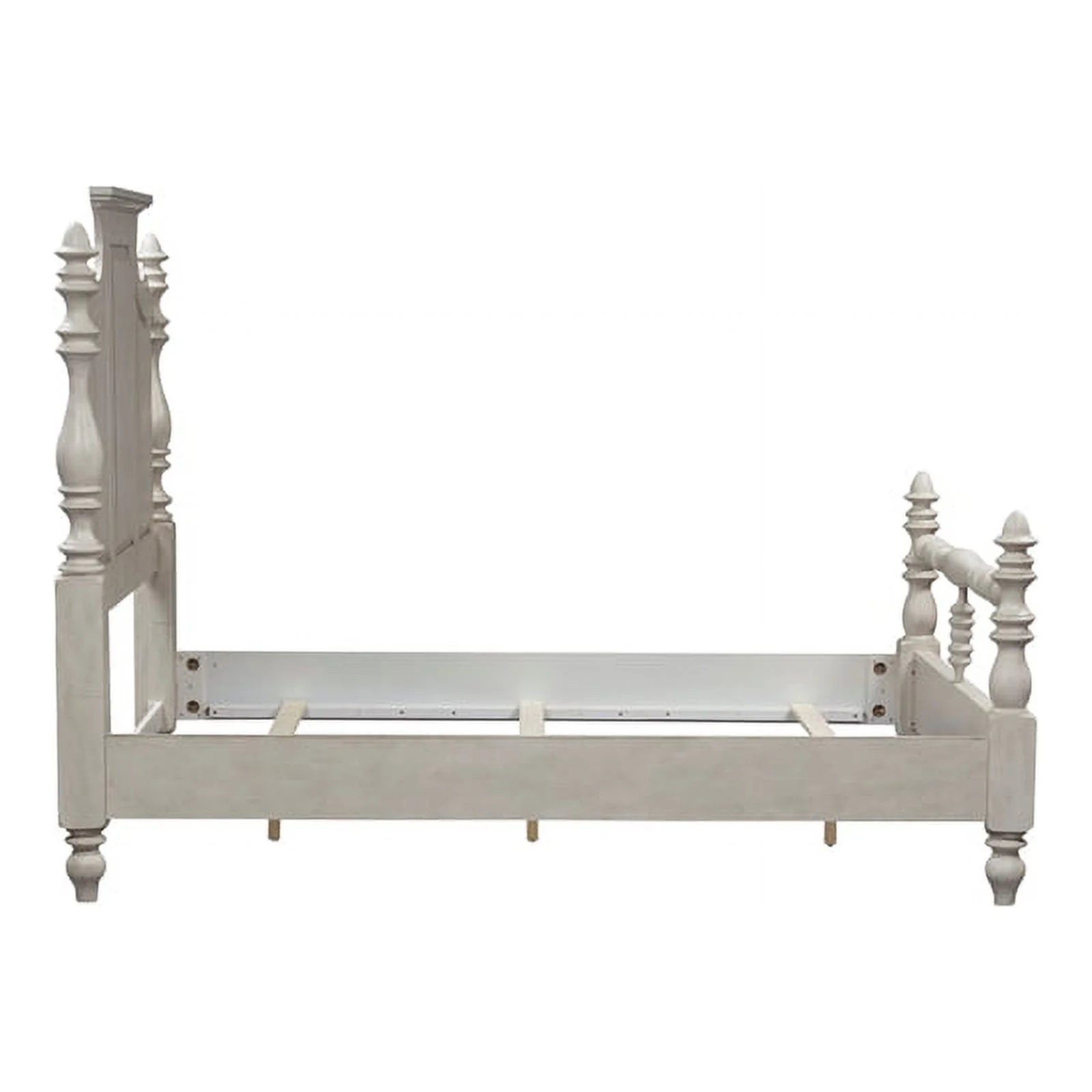 Liberty Furniture Queen Poster Bed