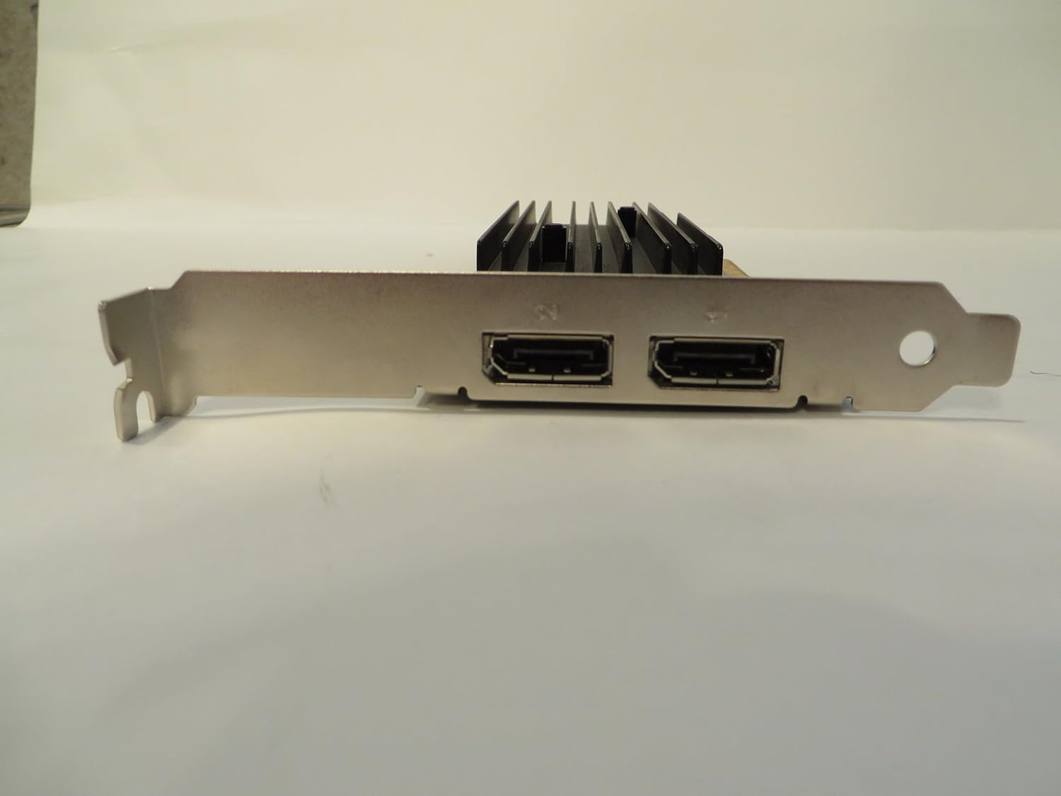PNY Quadro NVS 295 256MB DDR3 2DisplayPort PCI-Express x16 Low Profile Video Card