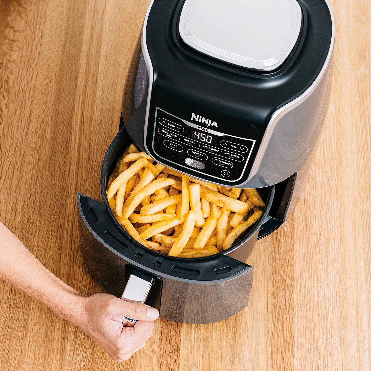 Ninja AF161 Max XL Air Fryer that Cooks, Crisps, Roasts, Bakes, Reheats and Dehydrates, with 5.5 Quart Capacity, and a High Gloss Finish, Grey