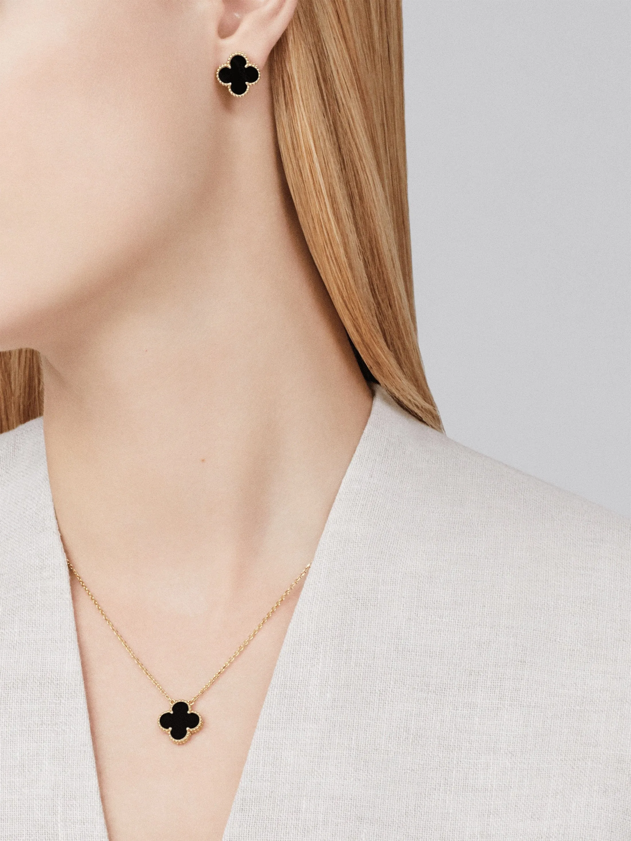 Inspired VA Sweet Alhambra Clover Leaf Necklace