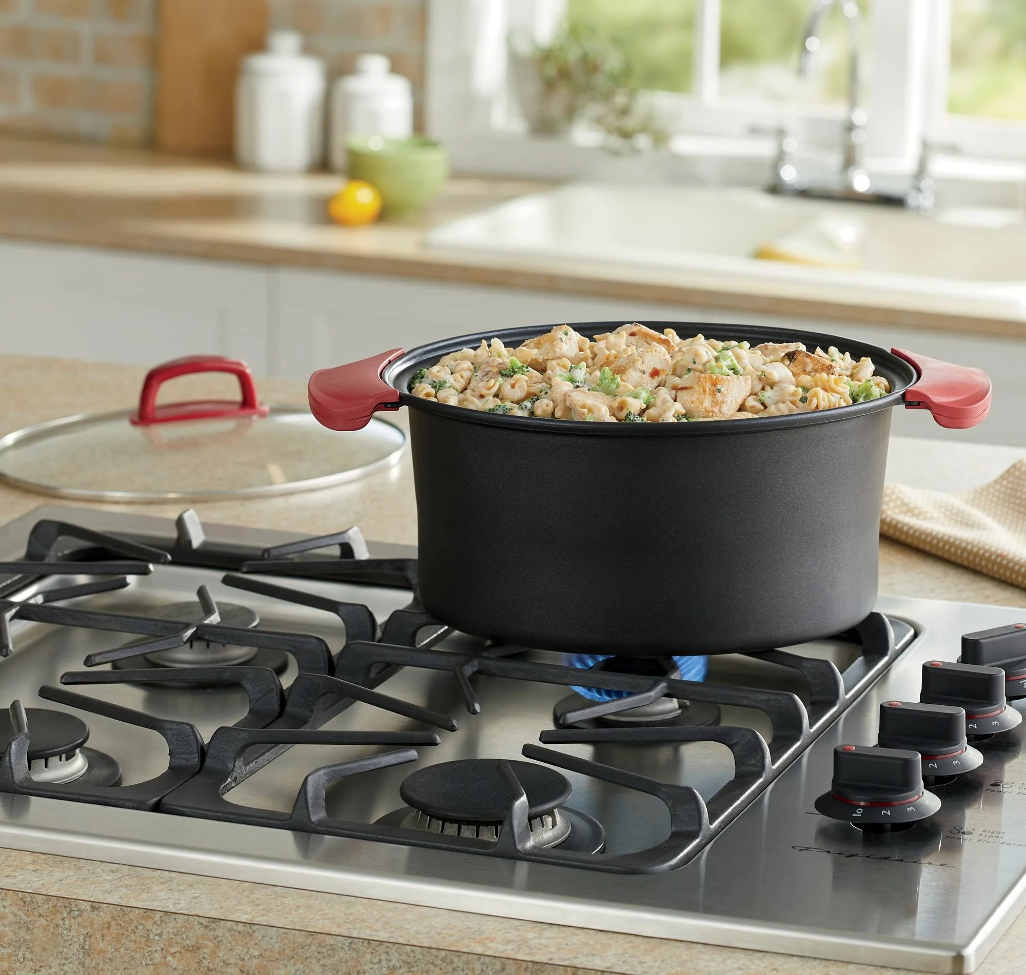 Montgomery Ward Chef Tested 6-Qt. Slow Cooker by Wards, Black