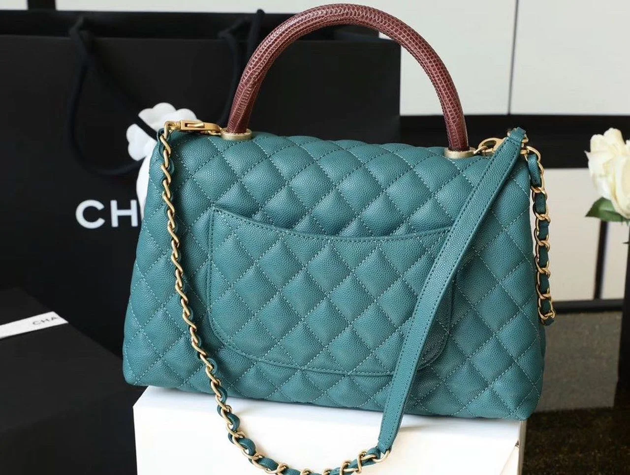 Chanel Large Flap Bag With Top Handle Teal For Women, Womens Handbags, Shoulder And Crossbody Bags 11in/28cm A92991