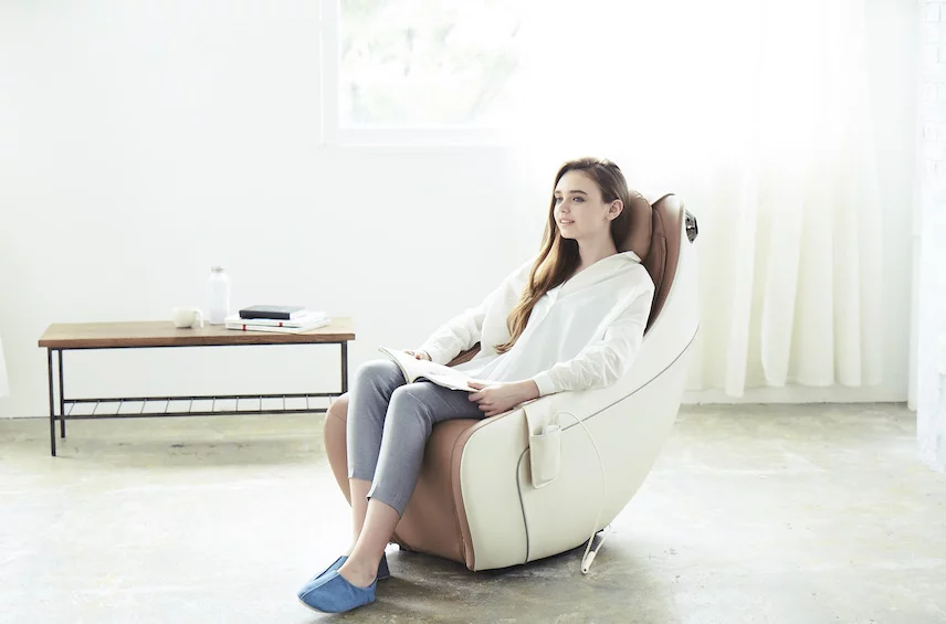 CirC - Premium SL Track Heated Massage Chair