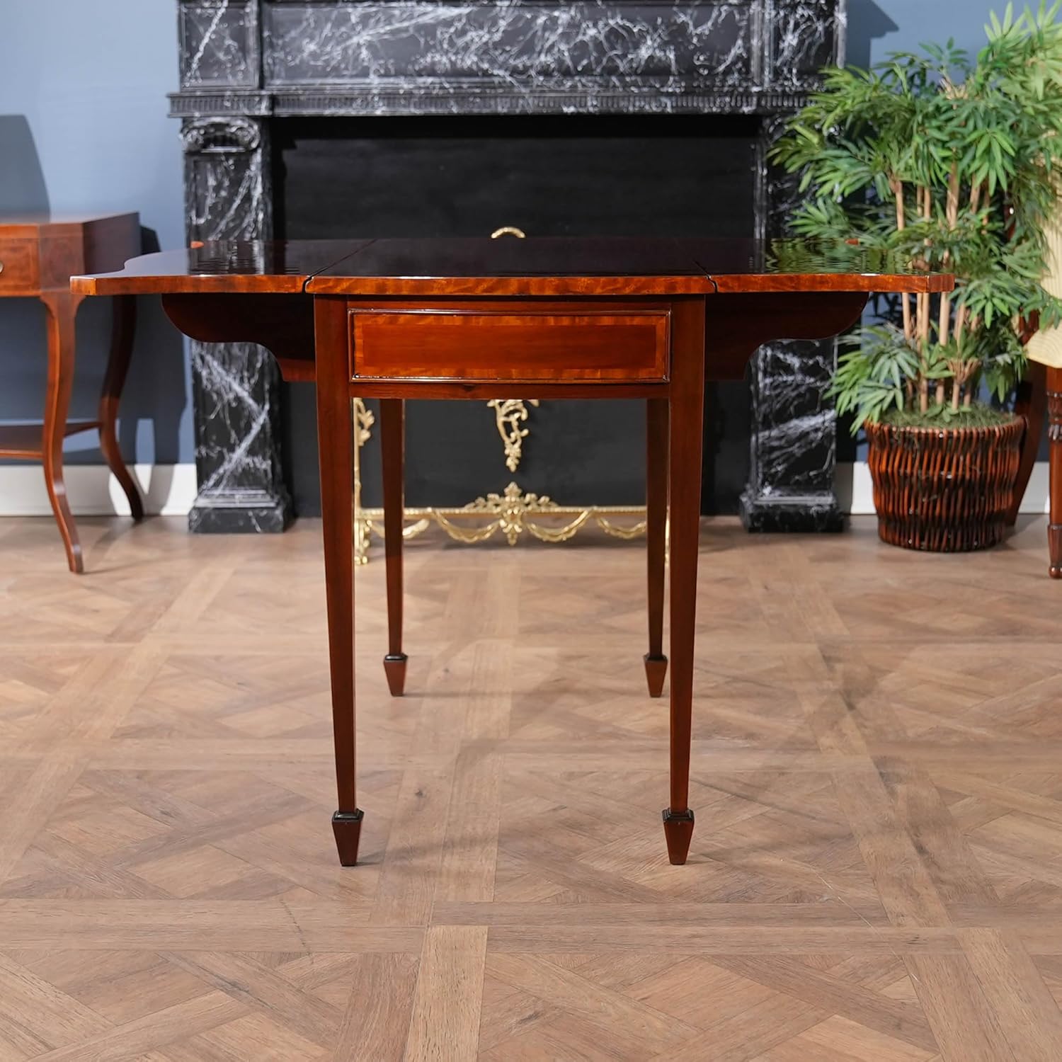 NSI051 Mahogany Pembroke Table