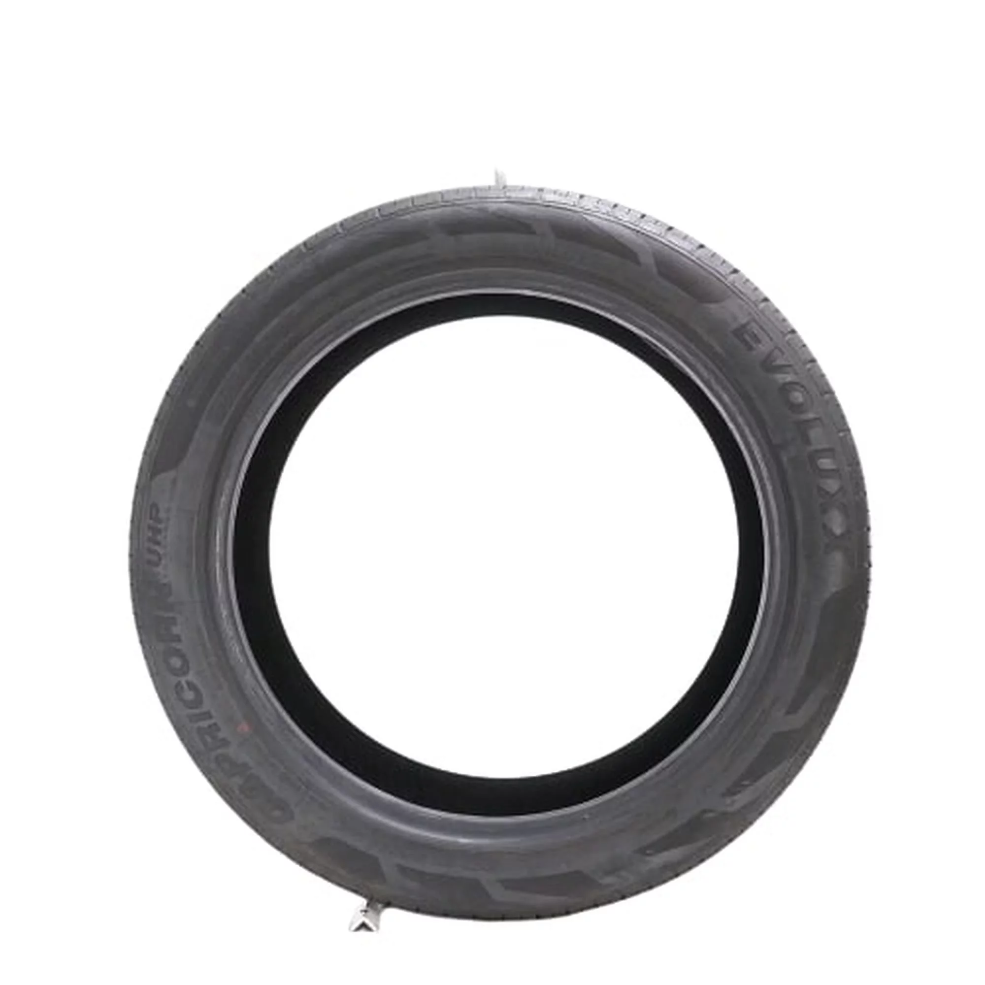 Evoluxx Capricorn UHP UHP 245/45R19 102W XL Passenger Tire
