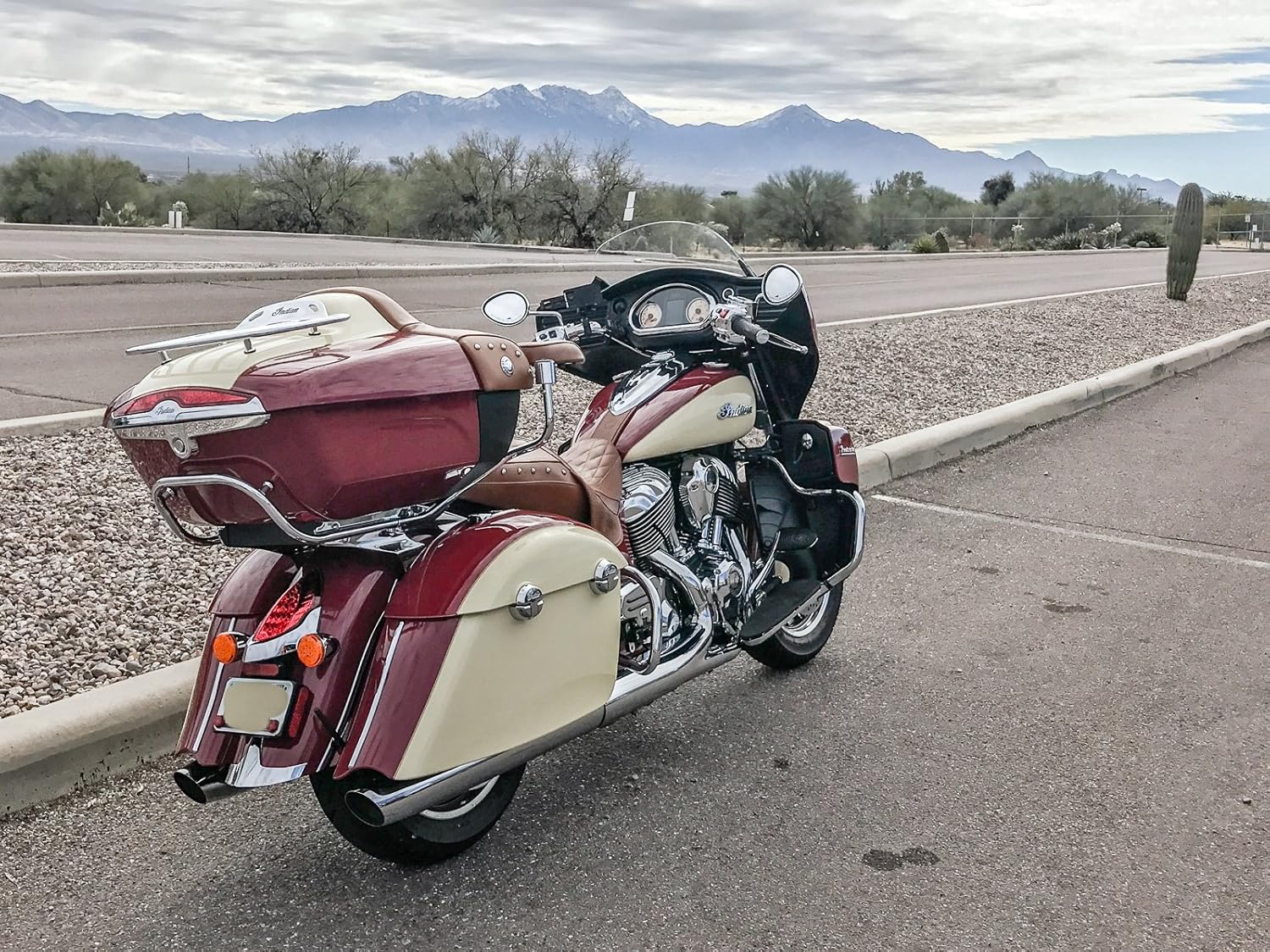 AntennaMastsRus - The Original 6 3/4 Inch is Compatible with Indian Challenger | Pursuit | Roadmaster (2015-2024) - Short Rubber Antenna